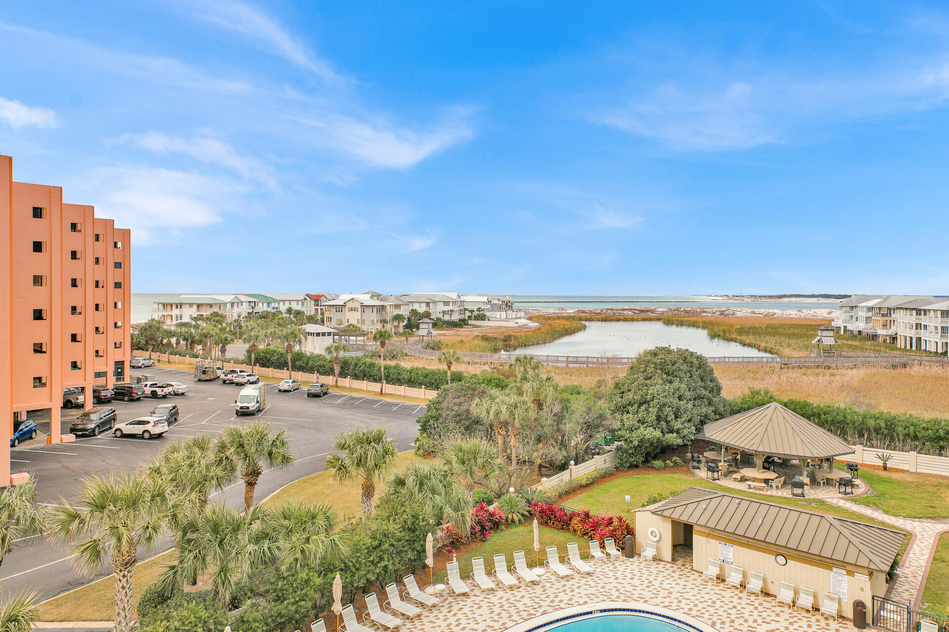 ISLANDER CONDO PH 2 - Residential