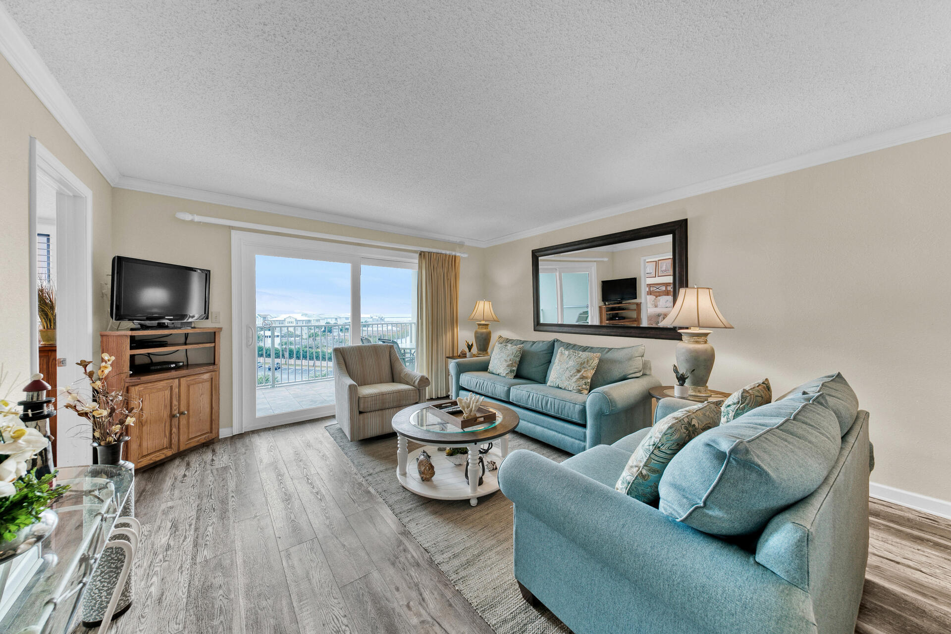 ISLANDER CONDO PH 2 - Residential