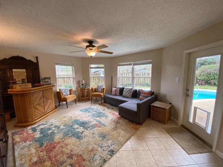 TANGLEWOOD S/D 1ST ADDN - Residential