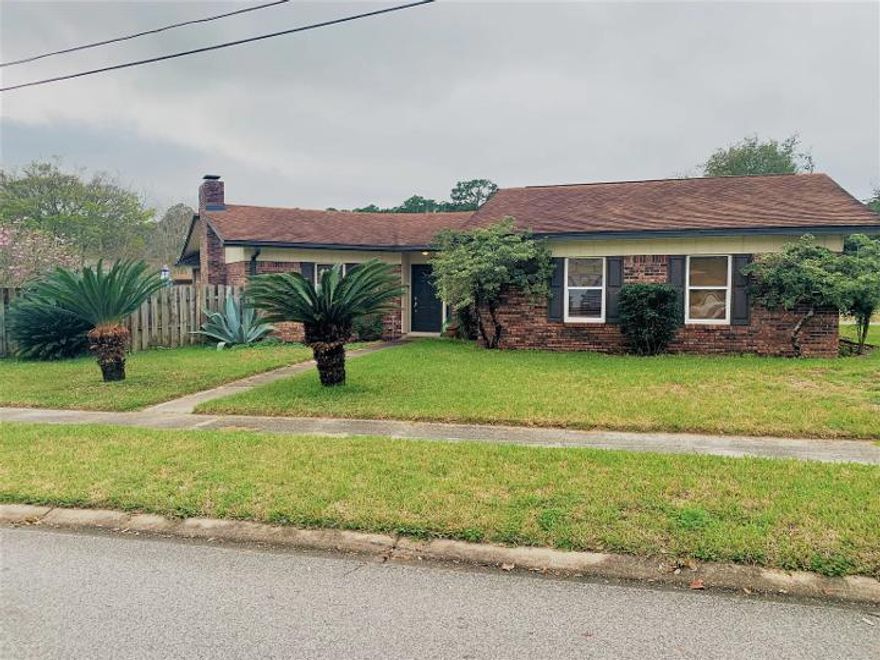 UPGRADED House with a POOL on a large lot! Beautiful fenced backyard with covered patio for summer use, accent lighted for evening enjoyment! Low-maintenance in-ground pool to enjoy on hot summer days. Large, open sun room, flowing into a kitchen with all updated, stainless steel appliances and a rare large pantry. Granite throughout, beautiful all-hard floors, walk-in closets, gorgeous garden bath tub - the list goes on. 0 CARPET! NEW GRANITE! Built-in shelving for tons of storage. 3rd bedroom is a Murphy queen bed with mattress between custom oak shelving. All appliances, water heater, and HVAC new in the last three years. Nestled between Eglin AFB (12 min) and Hurlburt Field (5 min). This house is an absolute homerun in a great location. Enjoy!