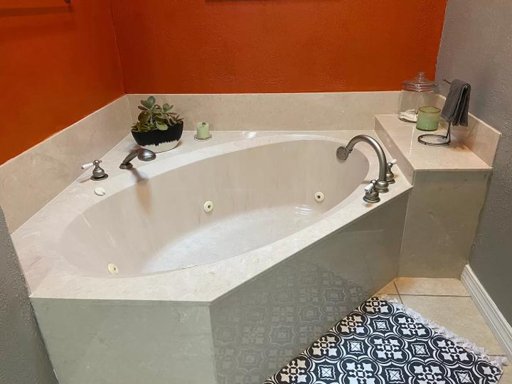 TANGLEWOOD S/D 1ST ADDN - Residential