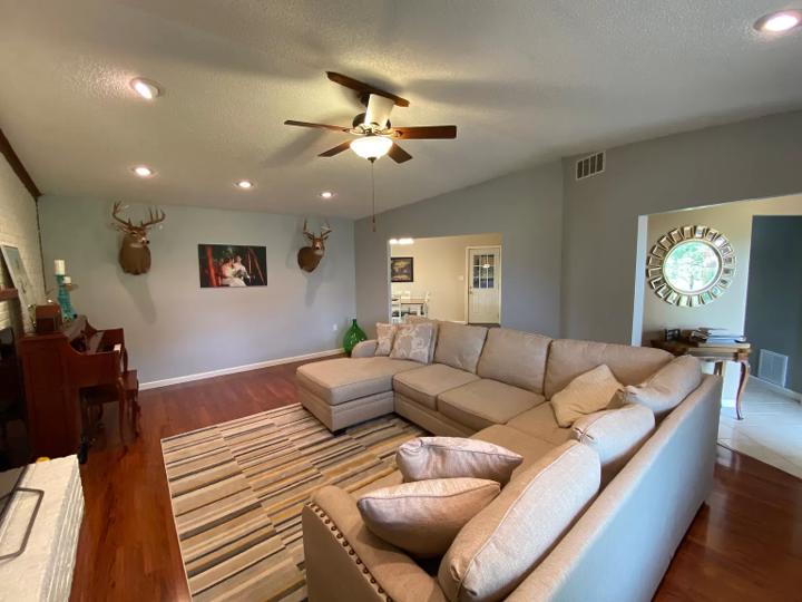 TANGLEWOOD S/D 1ST ADDN - Residential