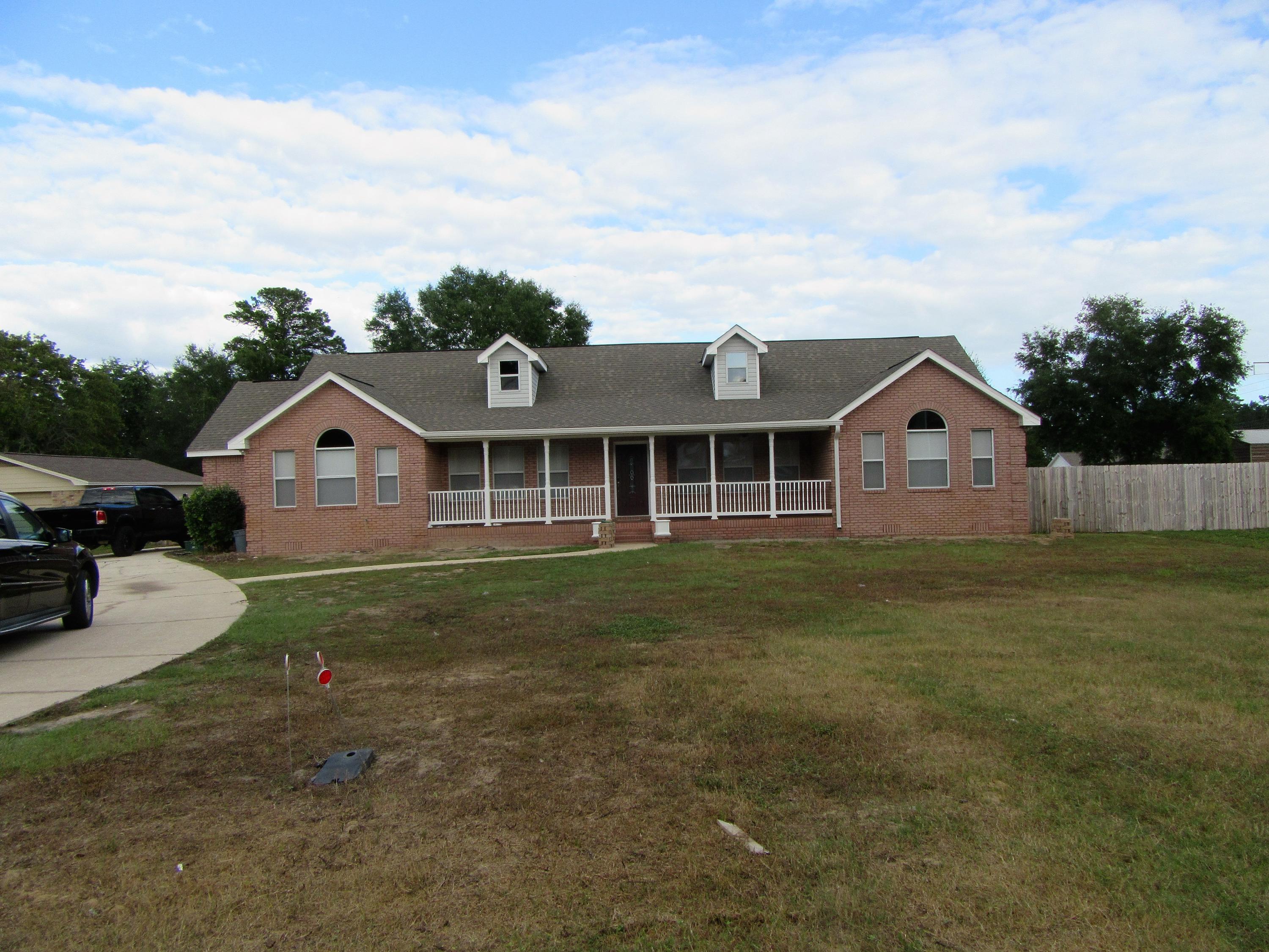 DIXON S/D 1ST ADDN - Residential