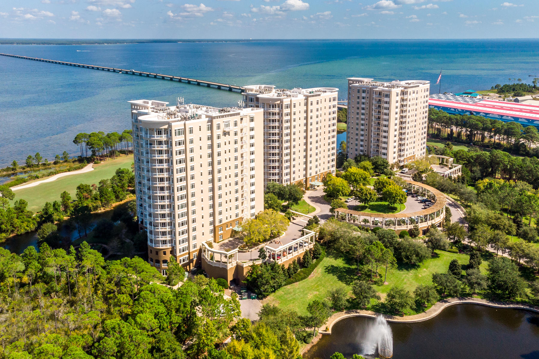 ONE WATER PLACE AT KELLY PLANTATION - Residential