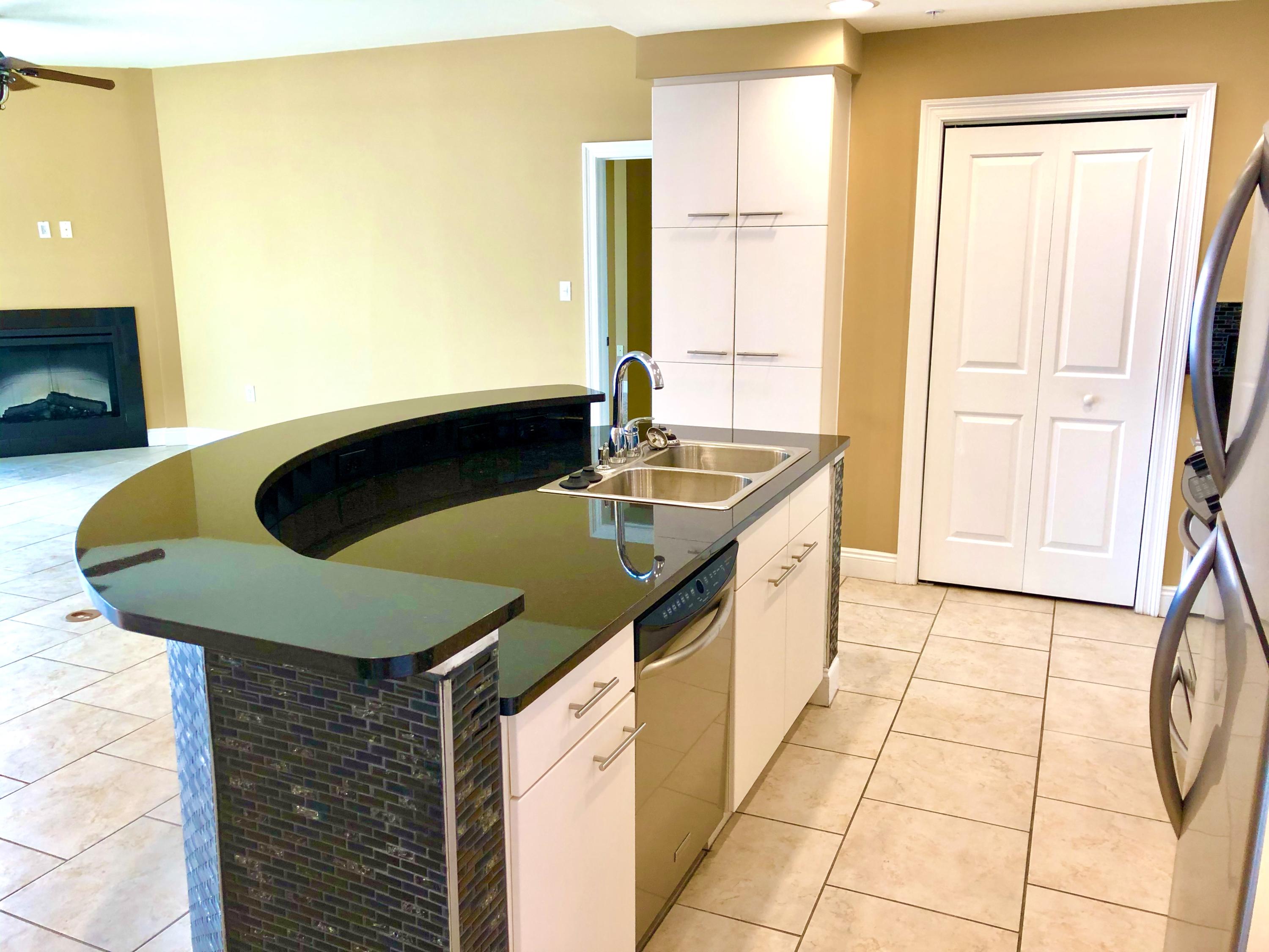 MARINA LANDING - Residential