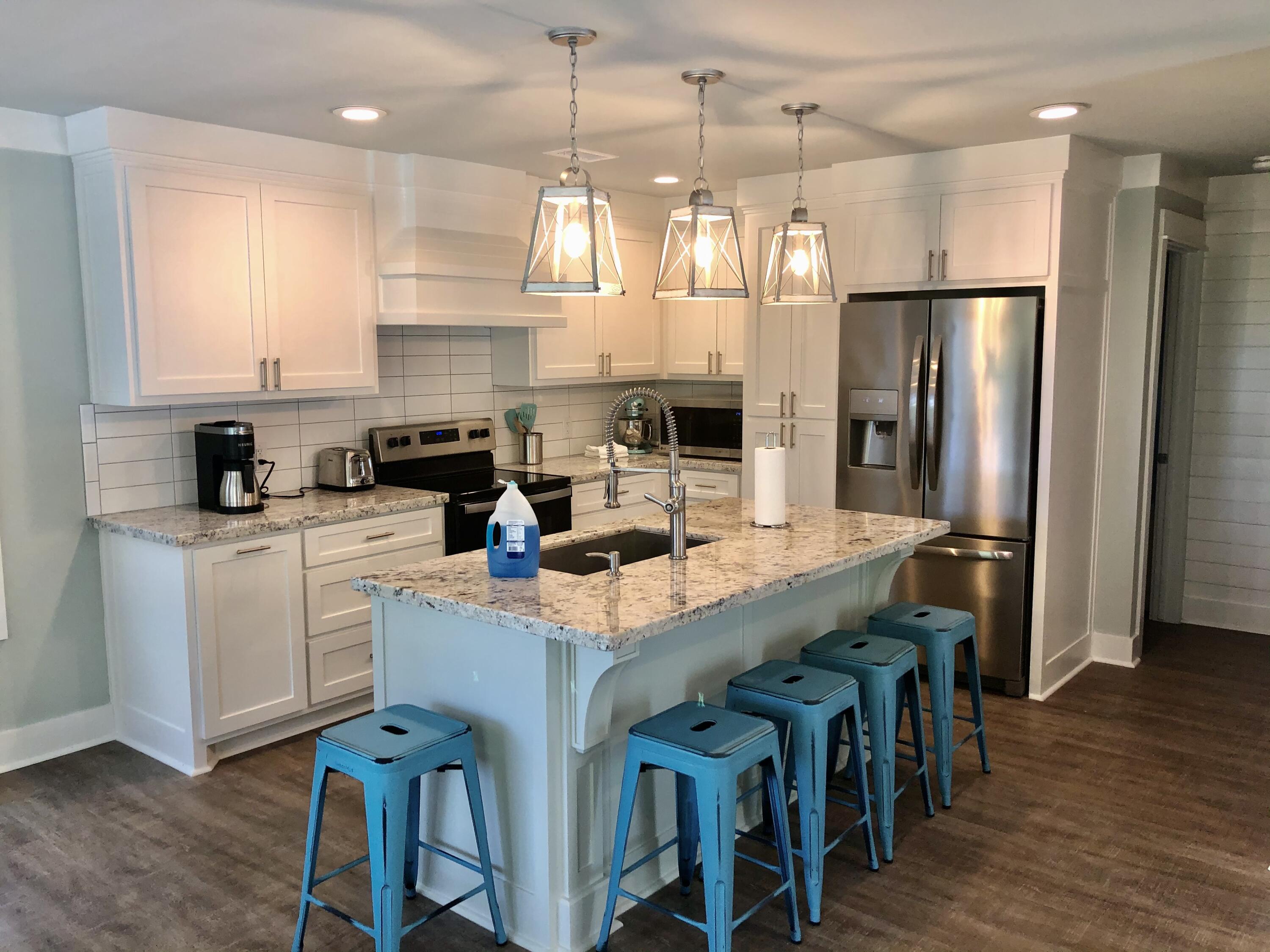 GULF SHORE MANOR - Residential