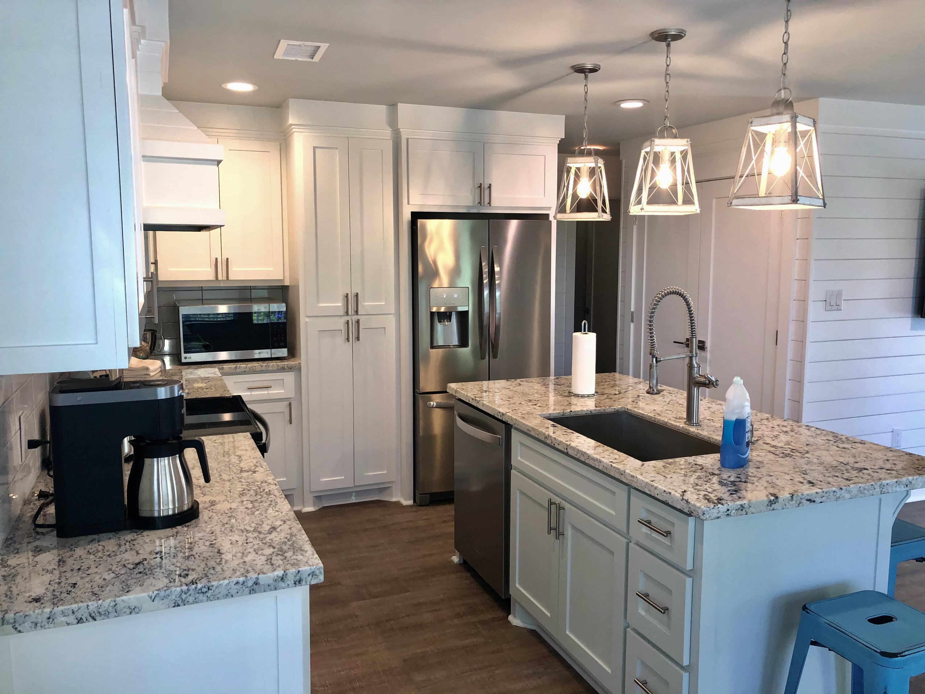 GULF SHORE MANOR - Residential