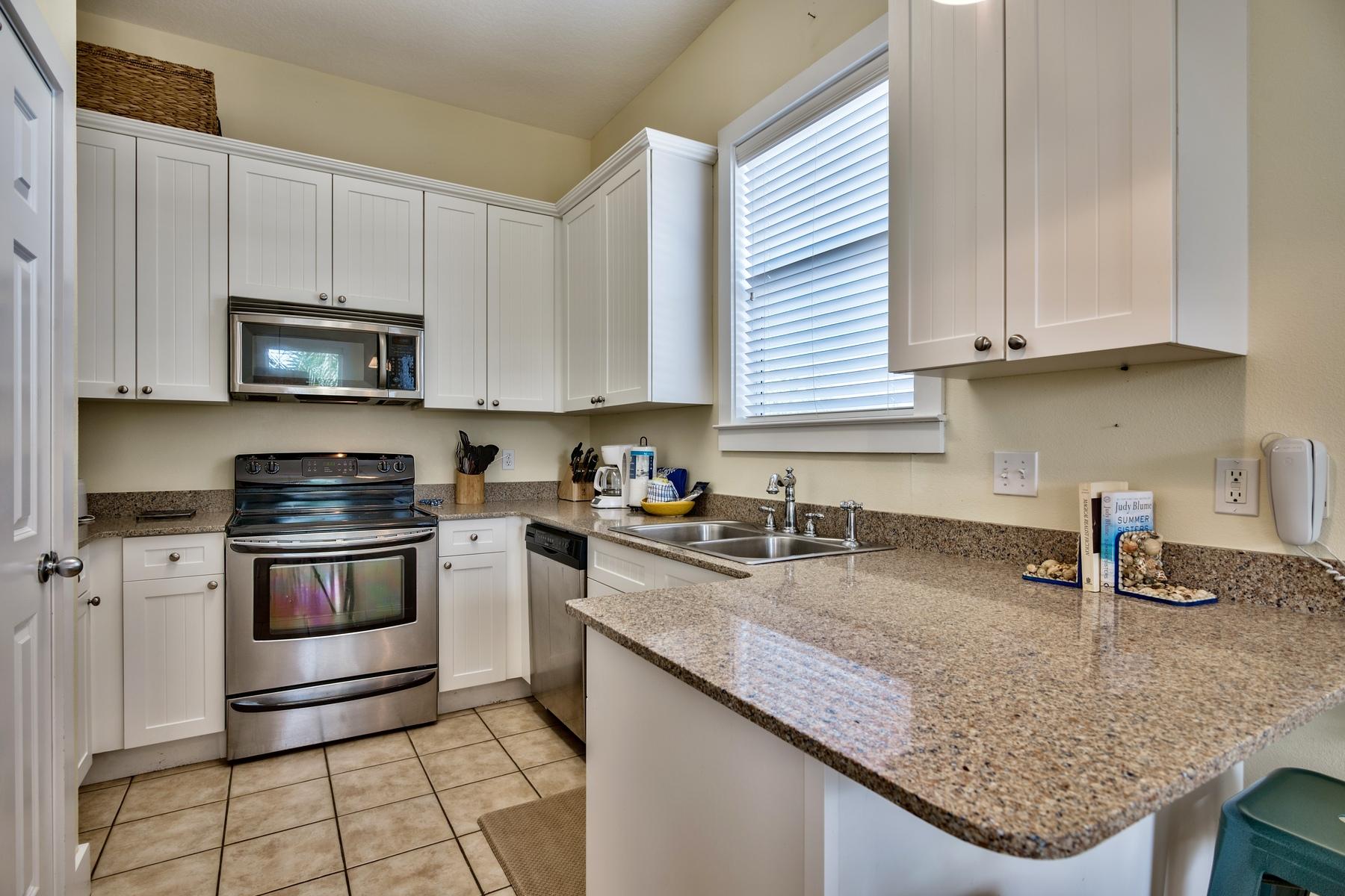 Cottage Retreat AKA Beach Retreat - Residential