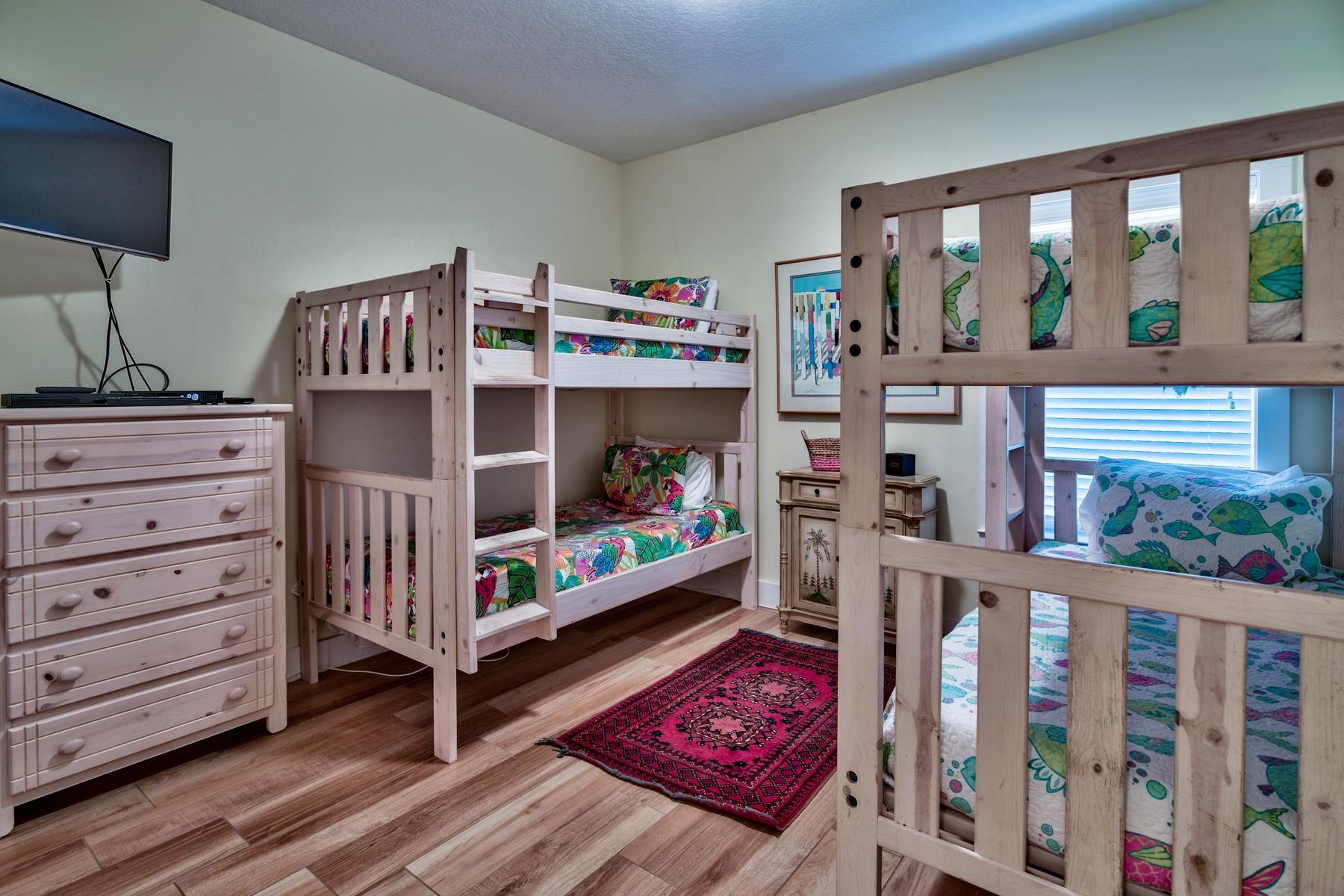 Cottage Retreat AKA Beach Retreat - Residential