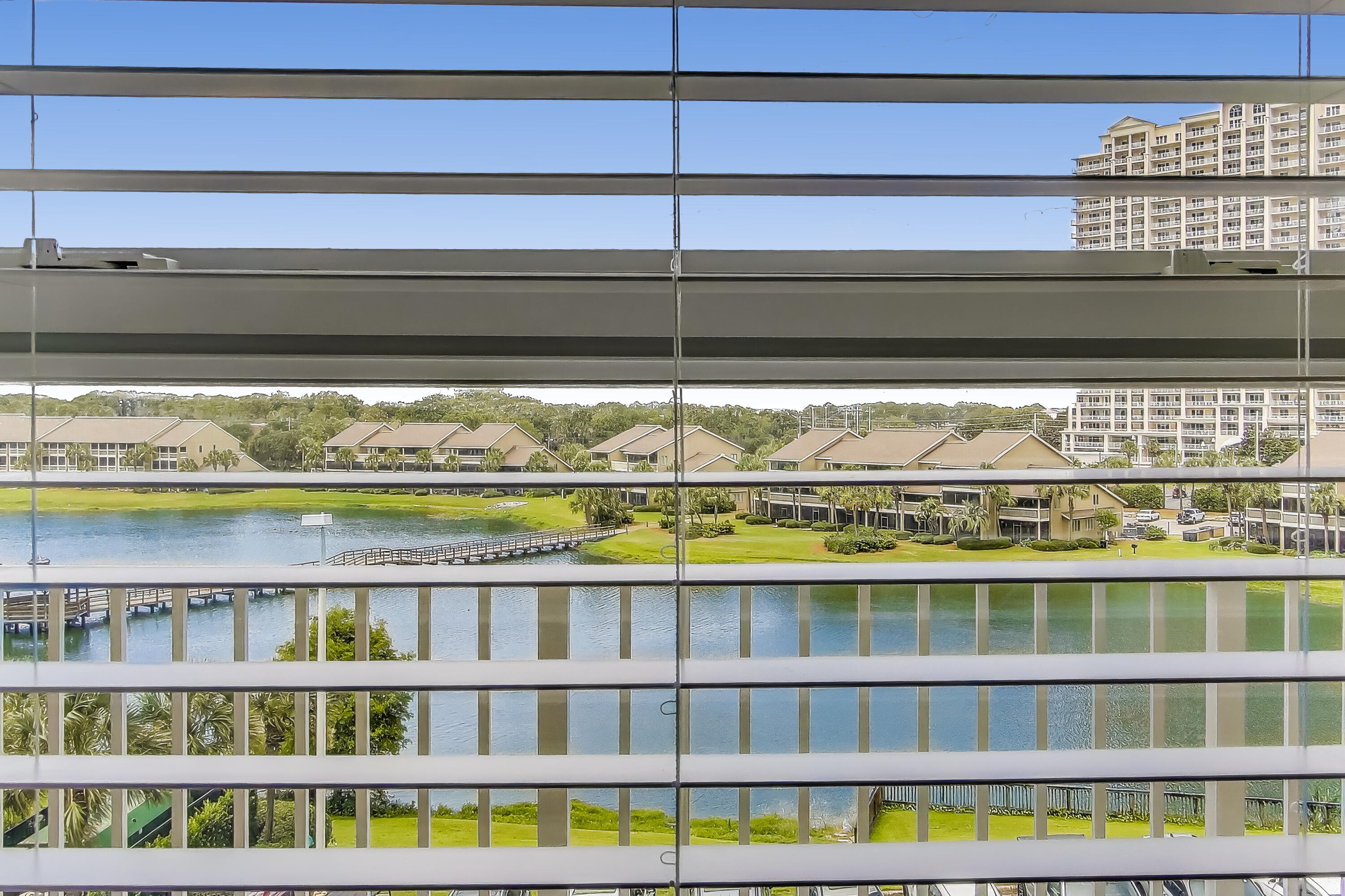 MAJESTIC SUN - Residential