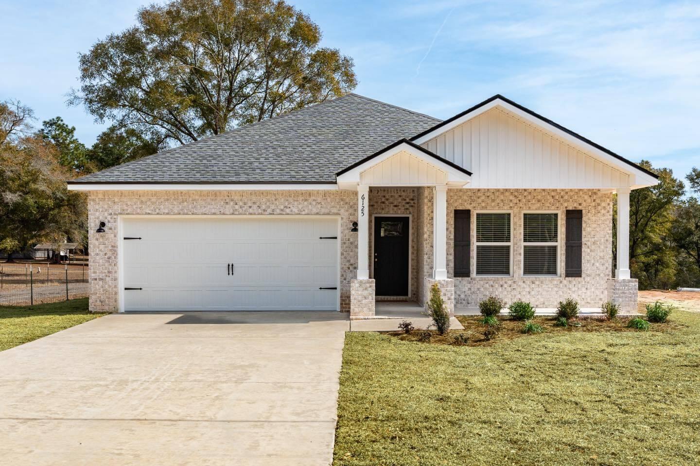This floor plan features all brick construction, covered front and rear porches, split bedrooms, and raised ceilings. Plenty of dining options from the dining space overlooking rear yard or the bar space at the work island. Corner Pantry, stainless steel appliances, quartz or granite countertops, white shaker cabinets. Luxury vinyl plank flooring in common areas & baths, and master bedroom, carpet in additional bedrooms. Owners bath has double vanities, linen storage and large walk-in closet. Builder offers $10,000 towards buyers closing costs and/or prepaids and/or rate buydown-restrictions apply, call for details.