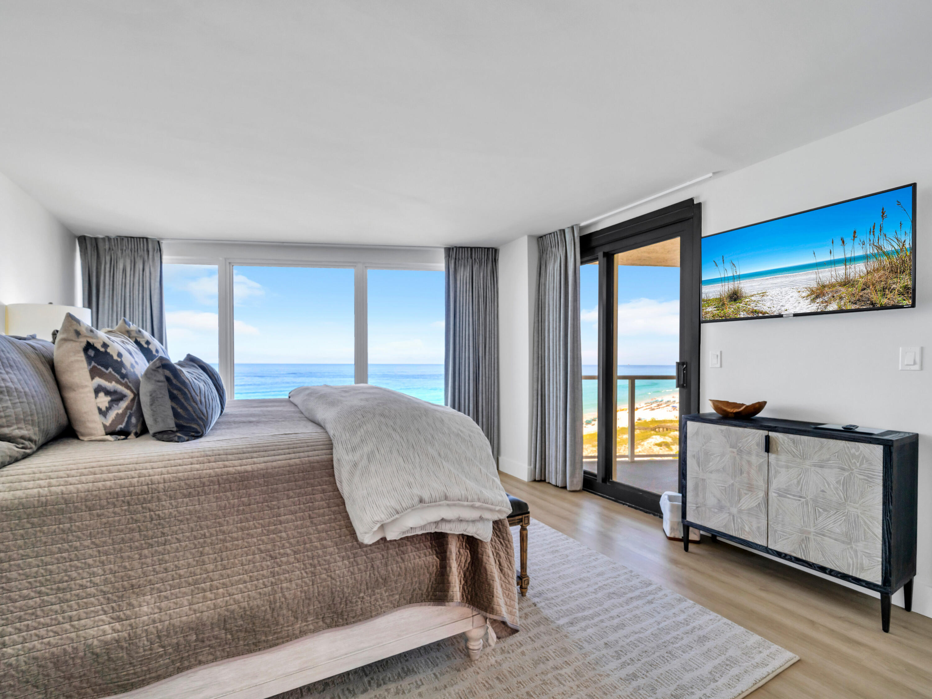 BEACHSIDE TWO - Residential