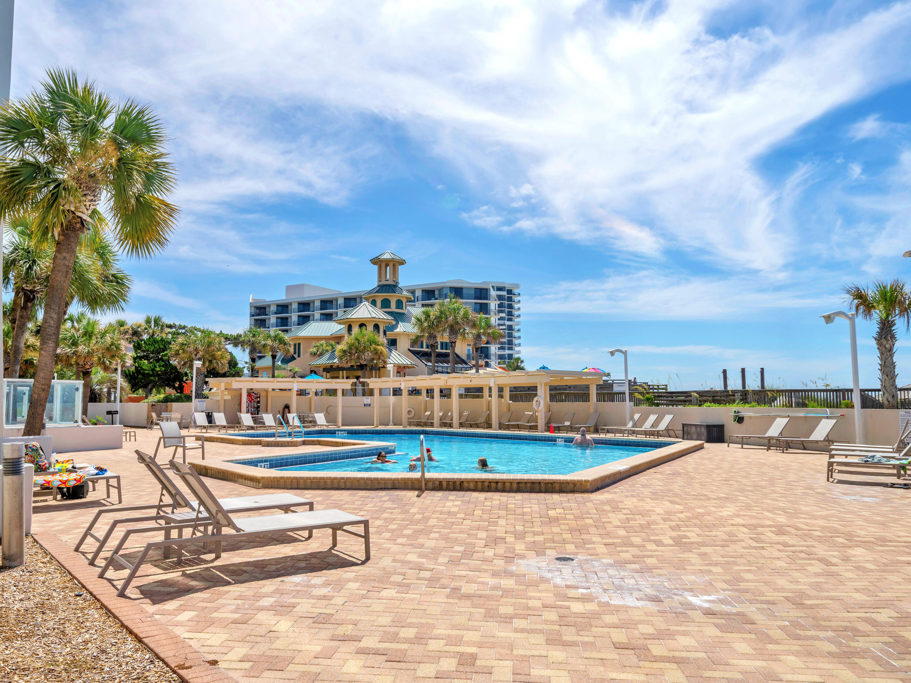 BEACHSIDE TWO - Residential