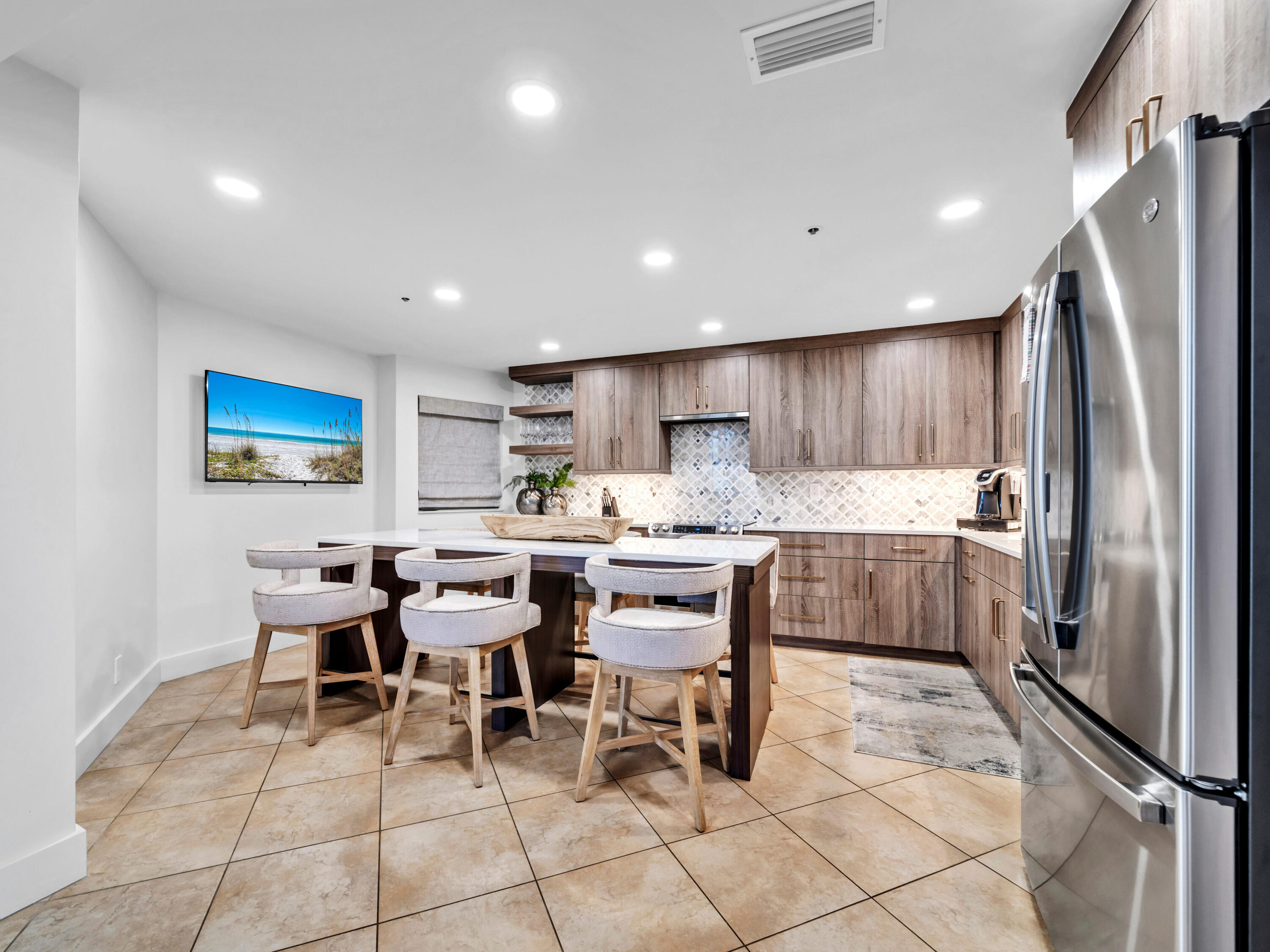 BEACHSIDE TWO - Residential