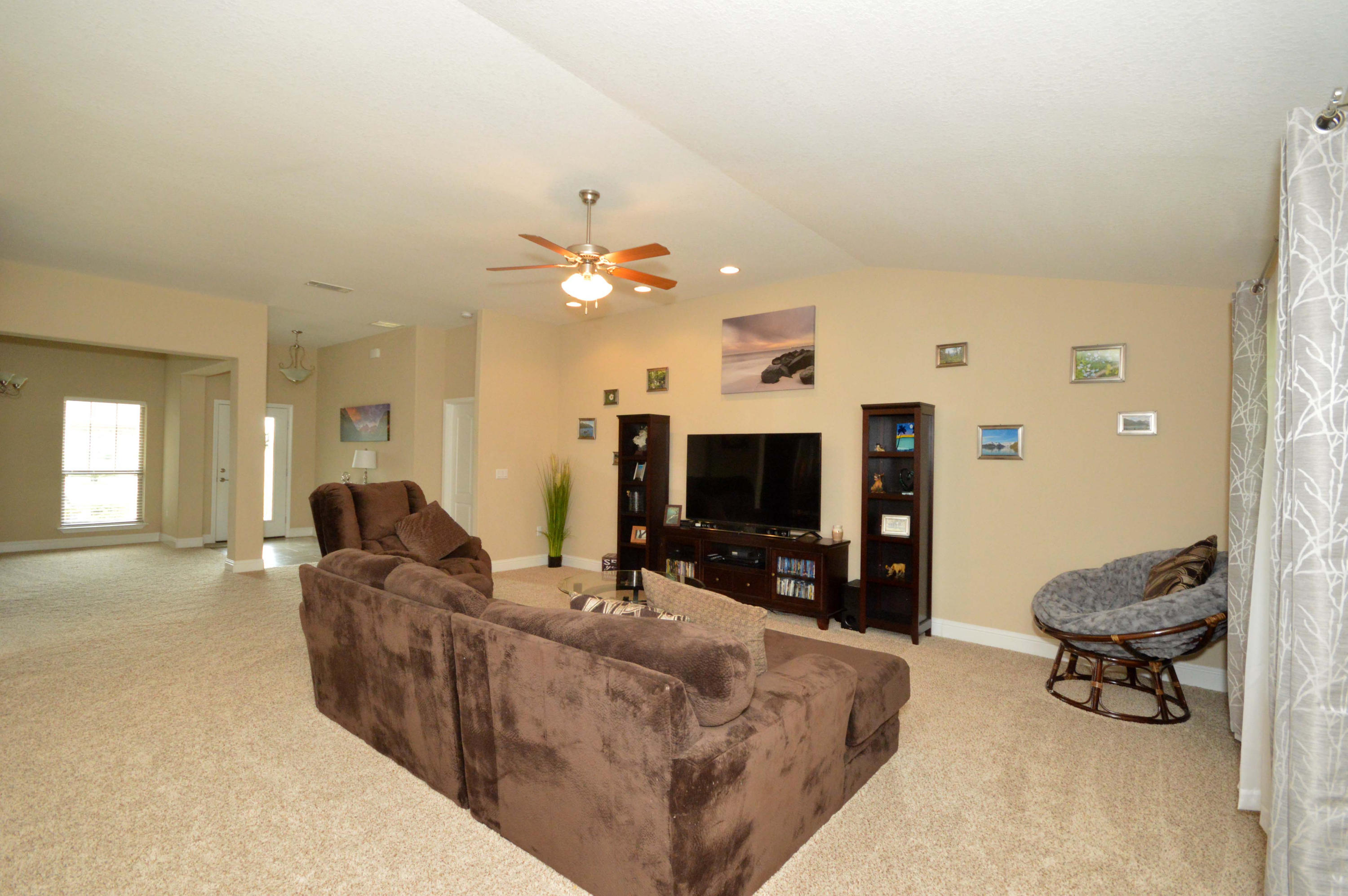 THE MEADOWS - Residential