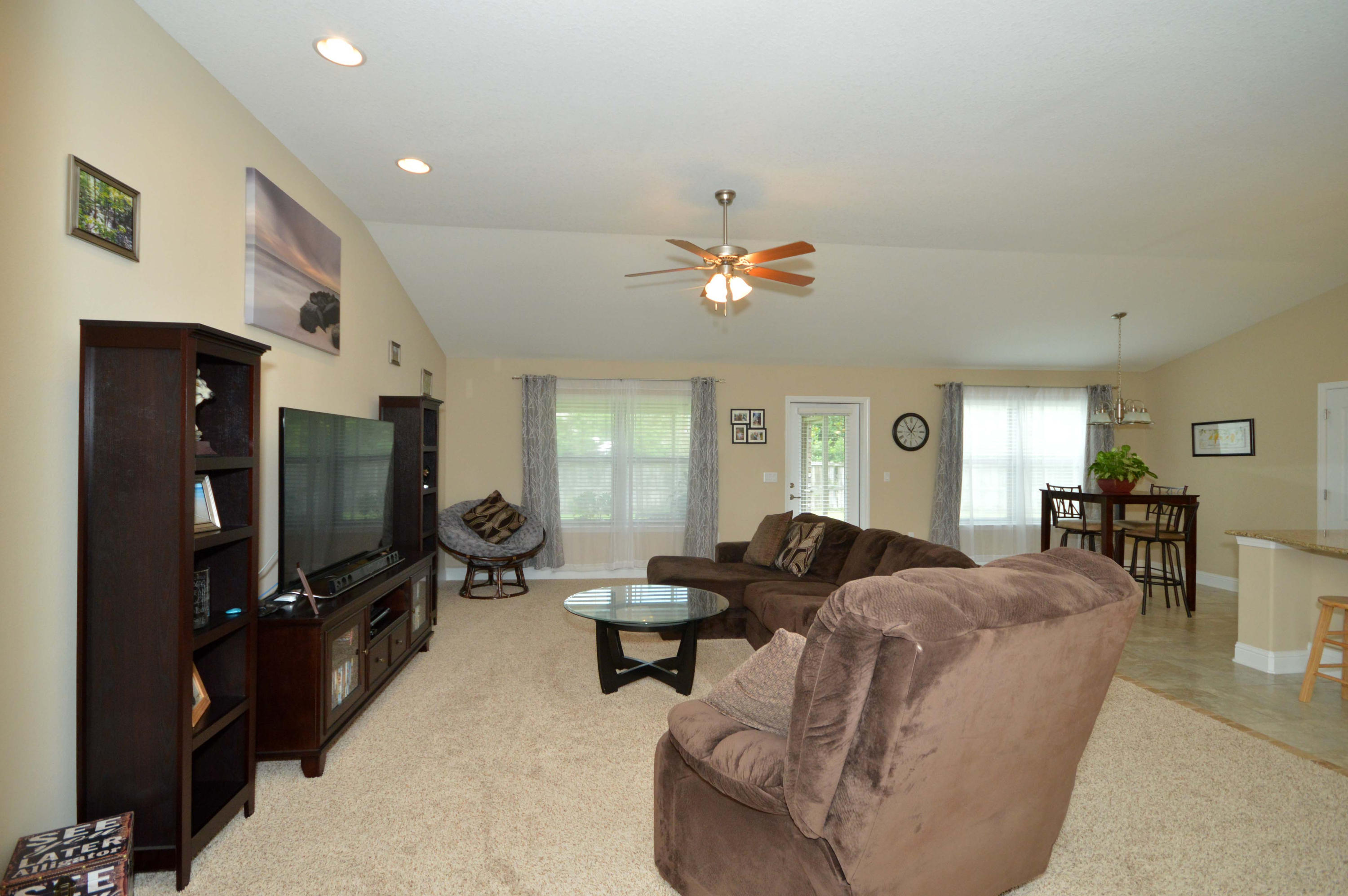 THE MEADOWS - Residential