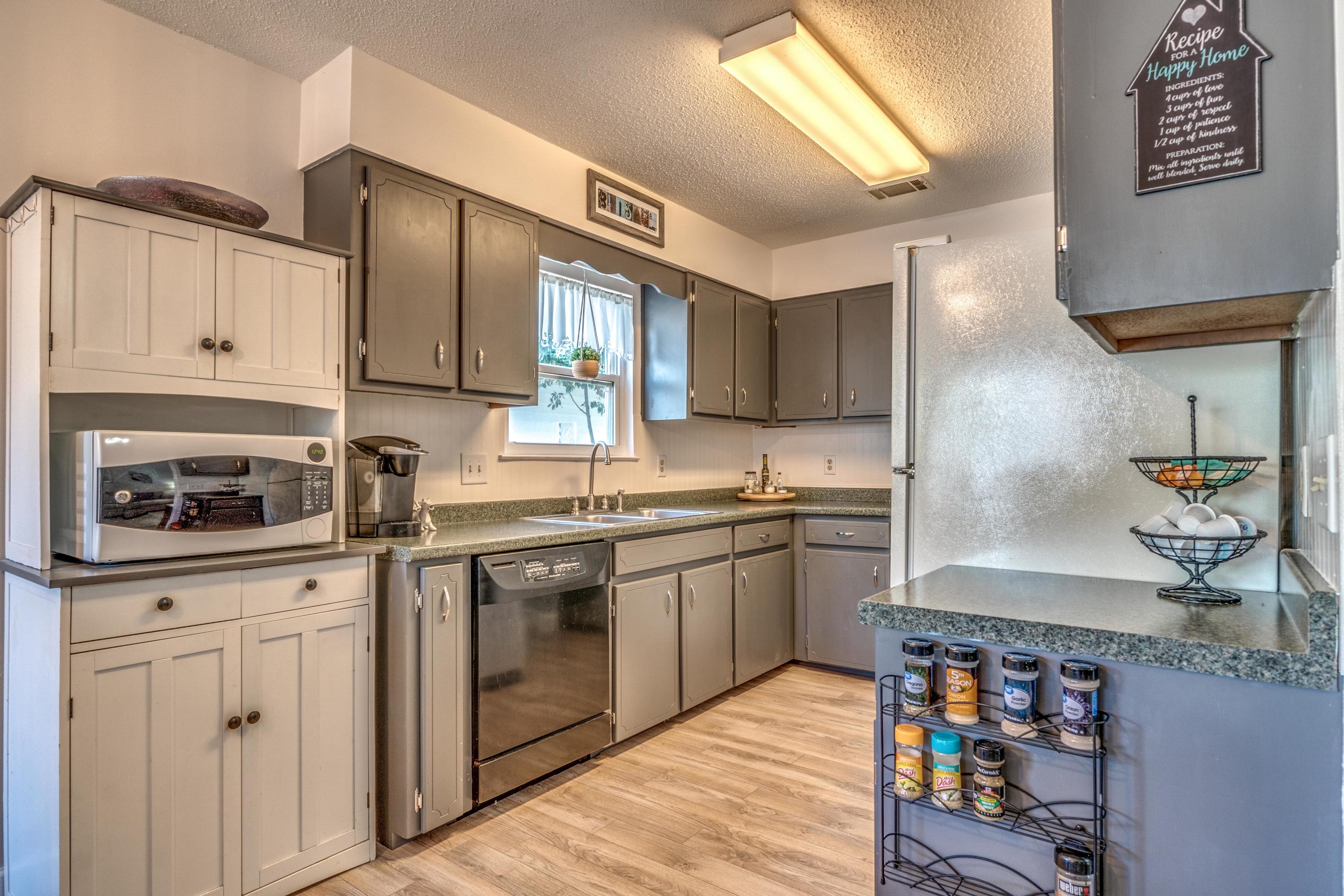 BLUE PINE VILLAGE AMENDED - Residential