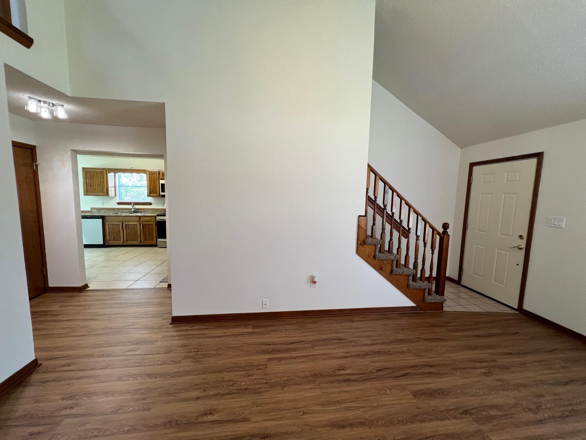 WHITNEY PINES - Residential