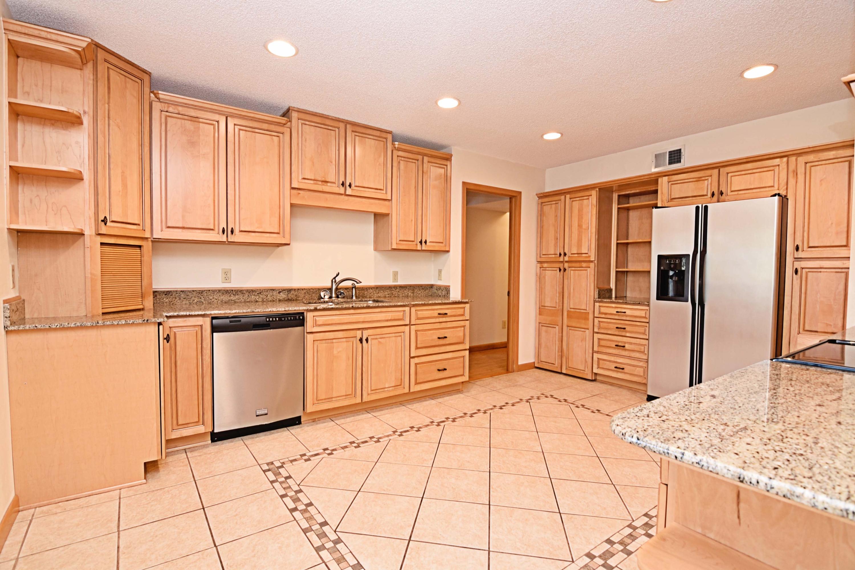 LAKE SHARON ESTATES - Residential