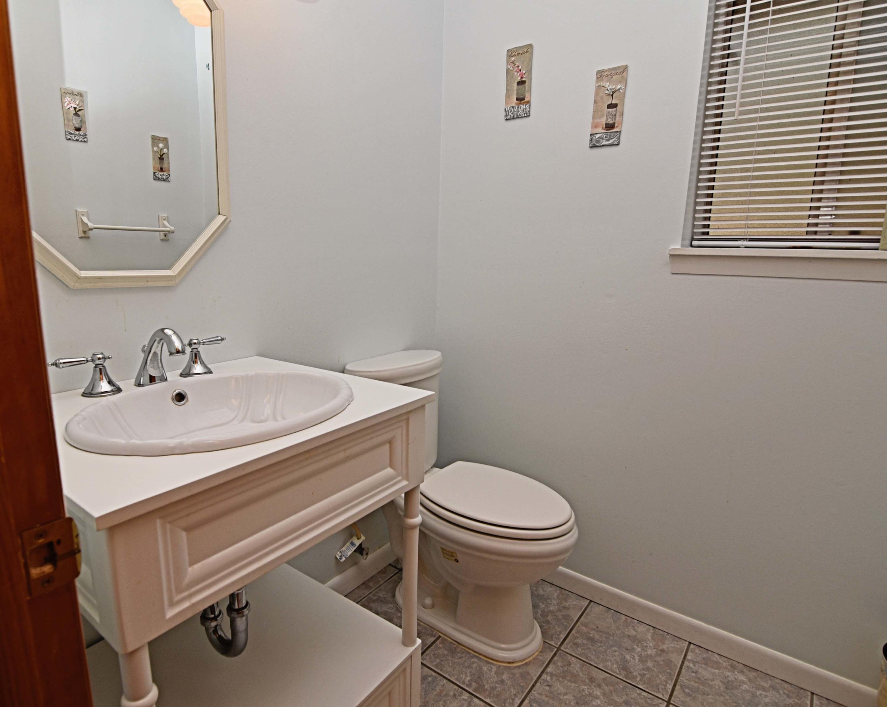 LAKE SHARON ESTATES - Residential