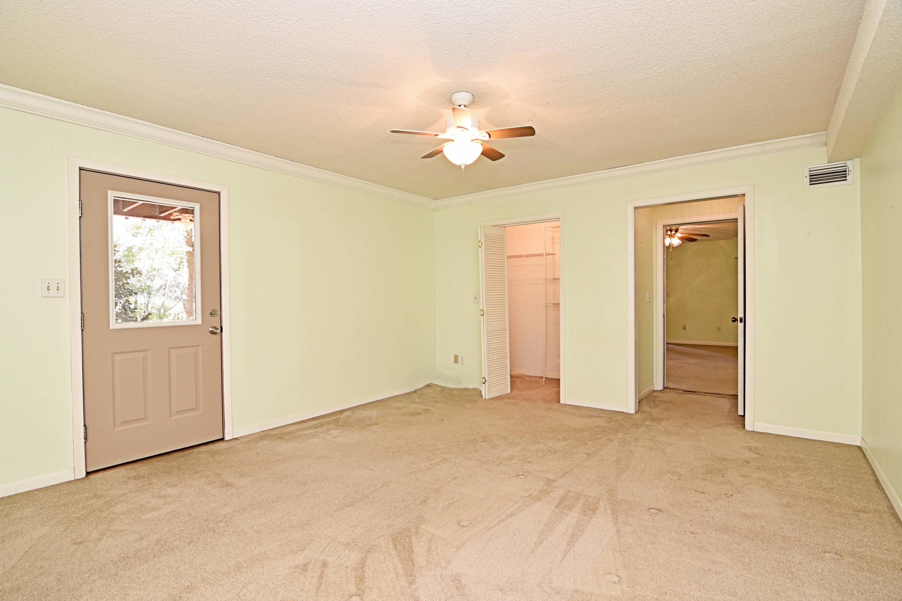 LAKE SHARON ESTATES - Residential