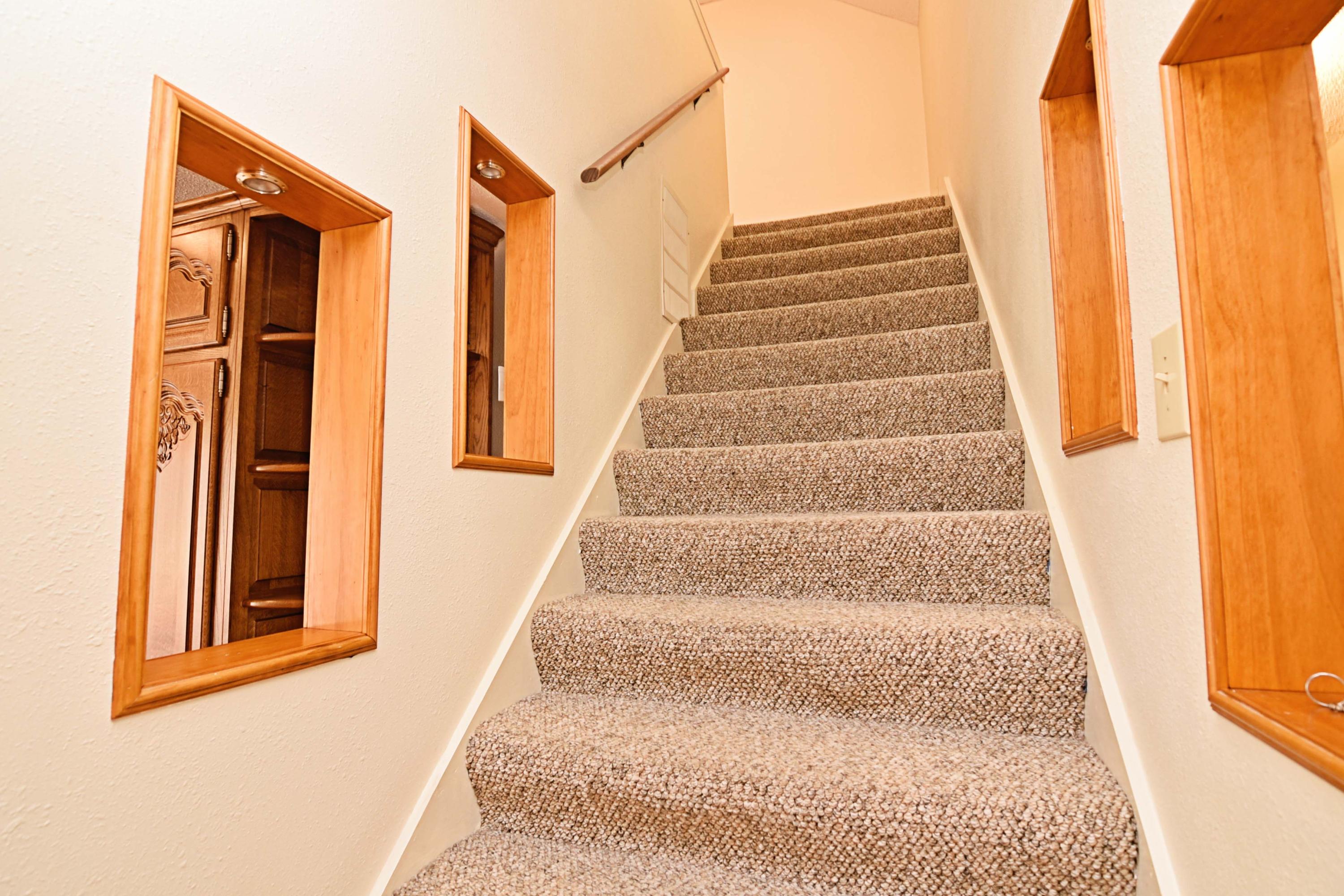 LAKE SHARON ESTATES - Residential