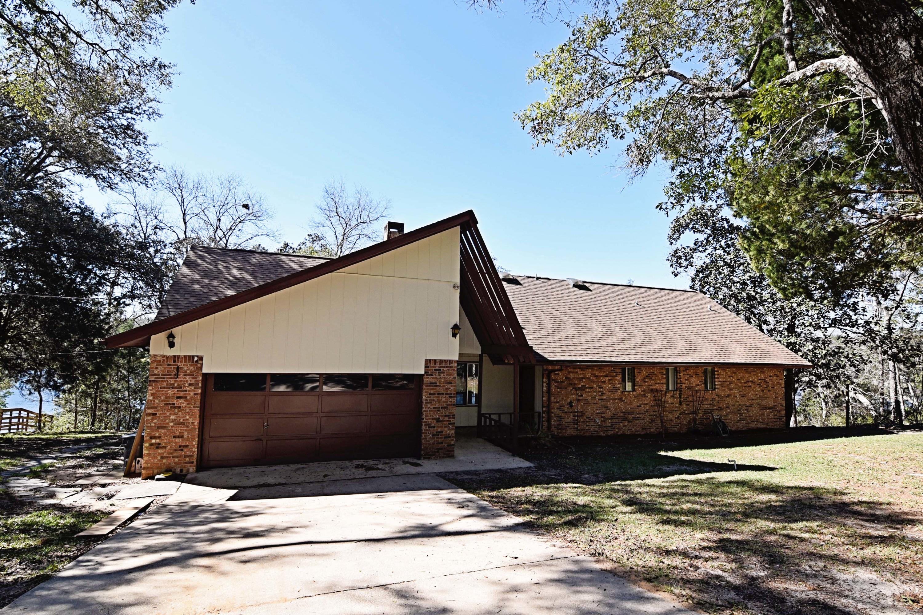 LAKE SHARON ESTATES - Residential