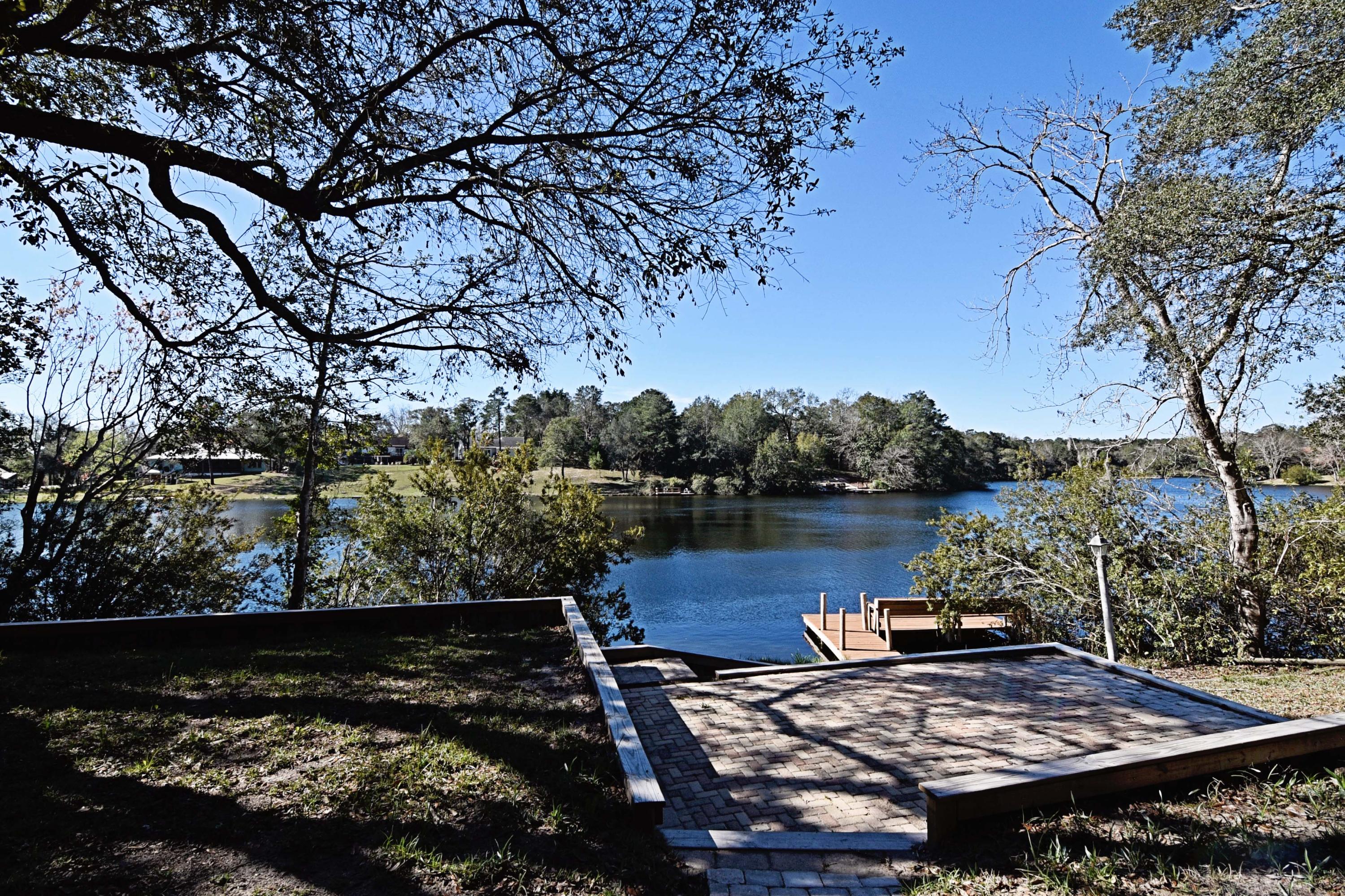 LAKE SHARON ESTATES - Residential