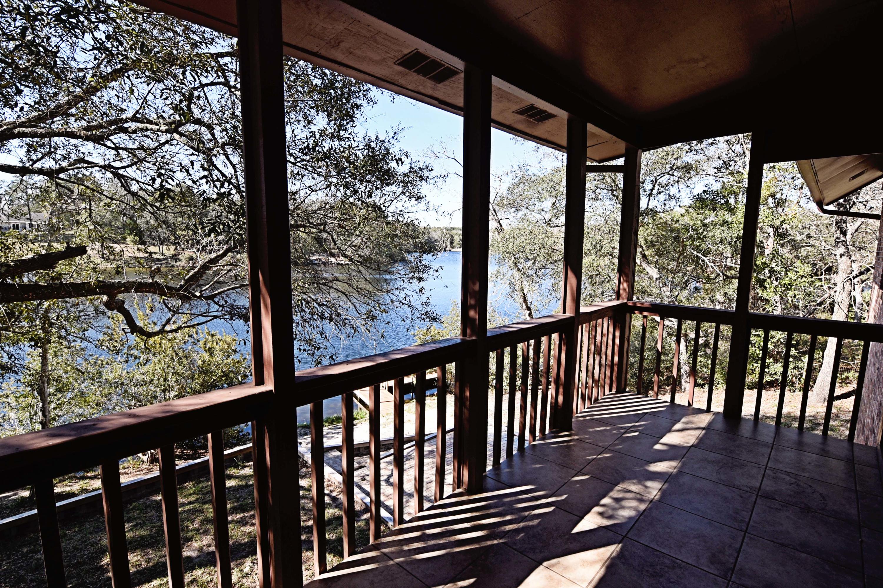 LAKE SHARON ESTATES - Residential