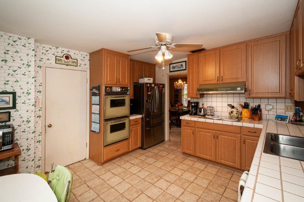 LAKE LORRAINE ESTATES - Residential