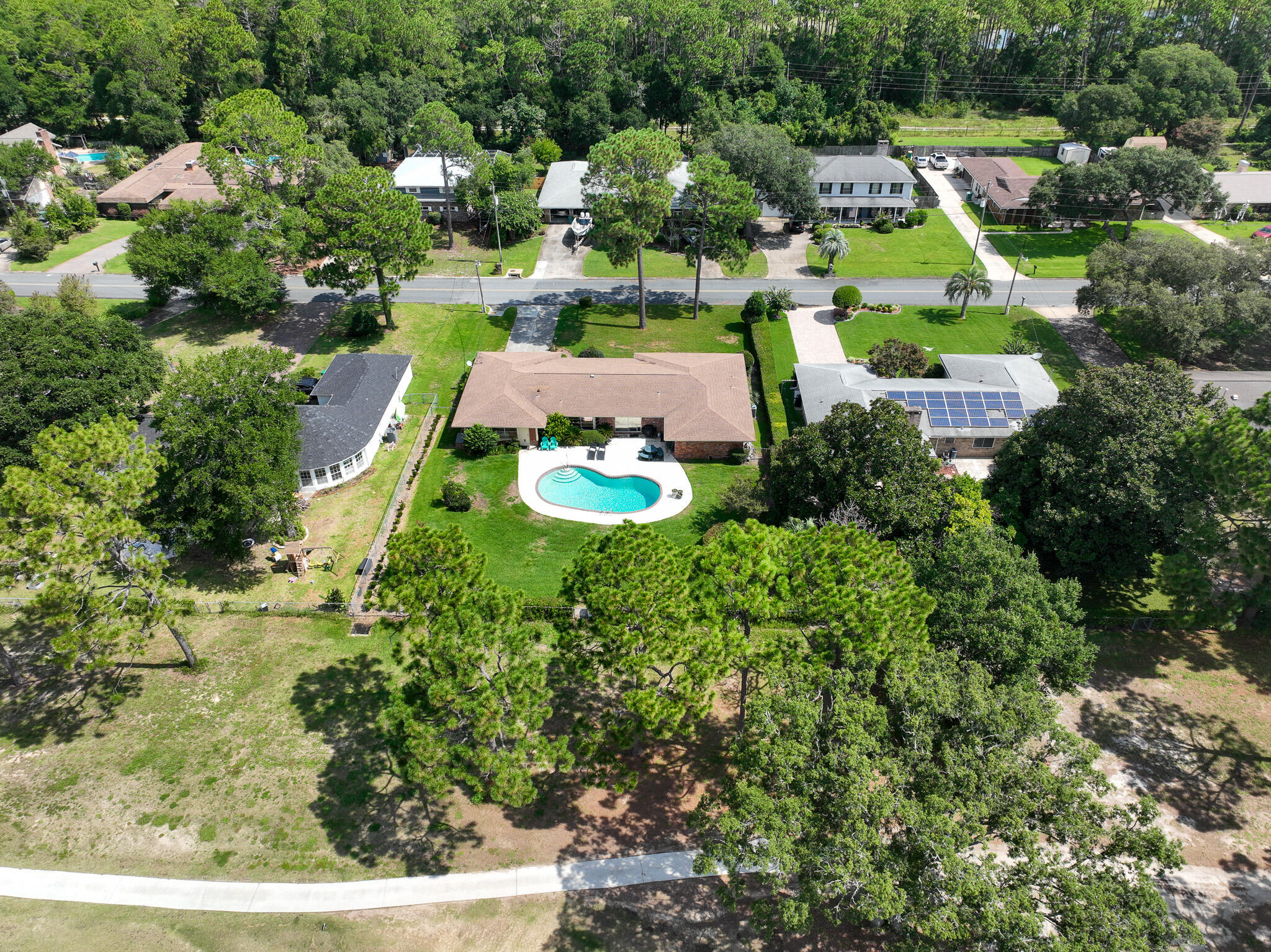 LAKE LORRAINE ESTATES - Residential