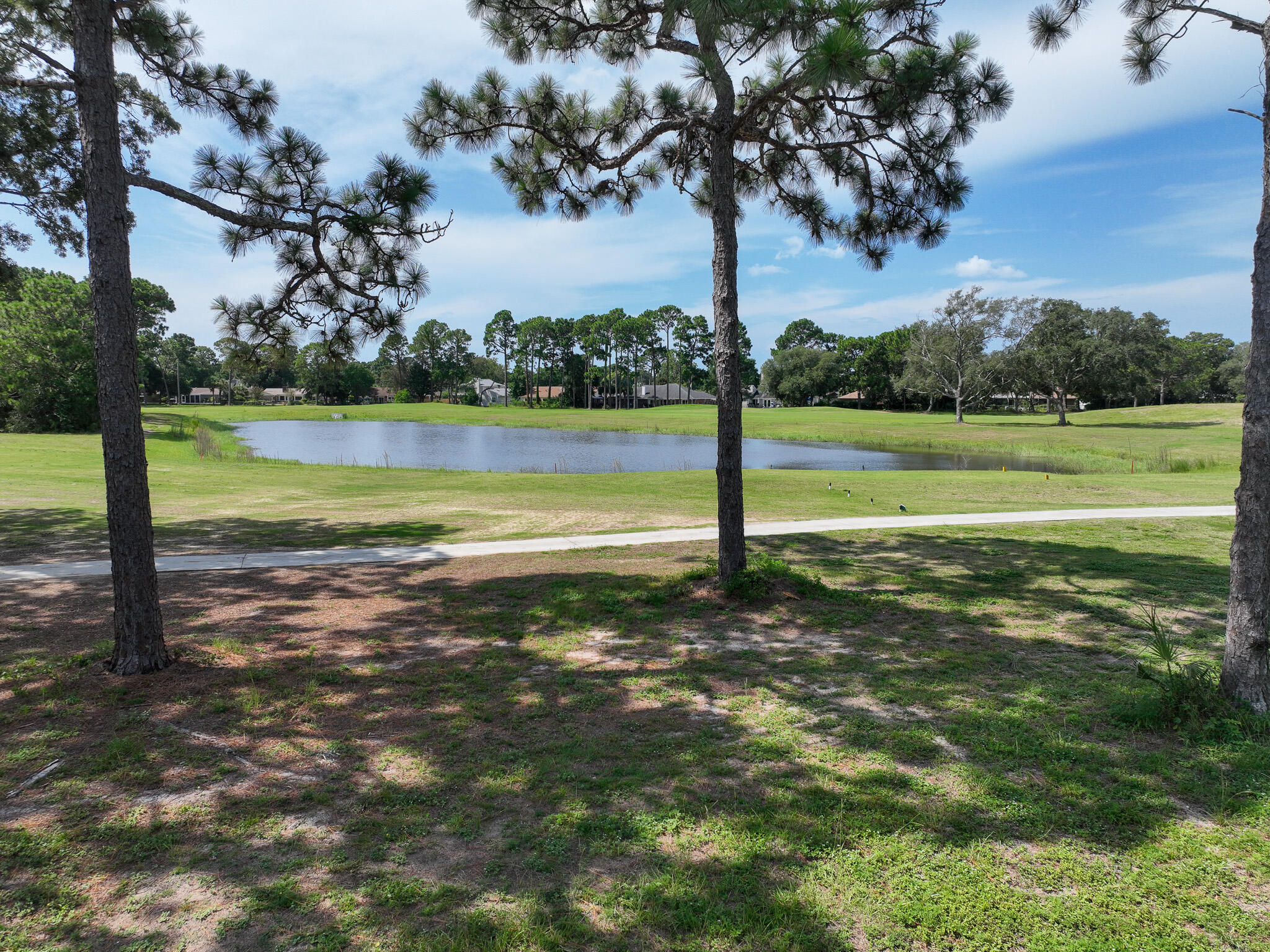 LAKE LORRAINE ESTATES - Residential
