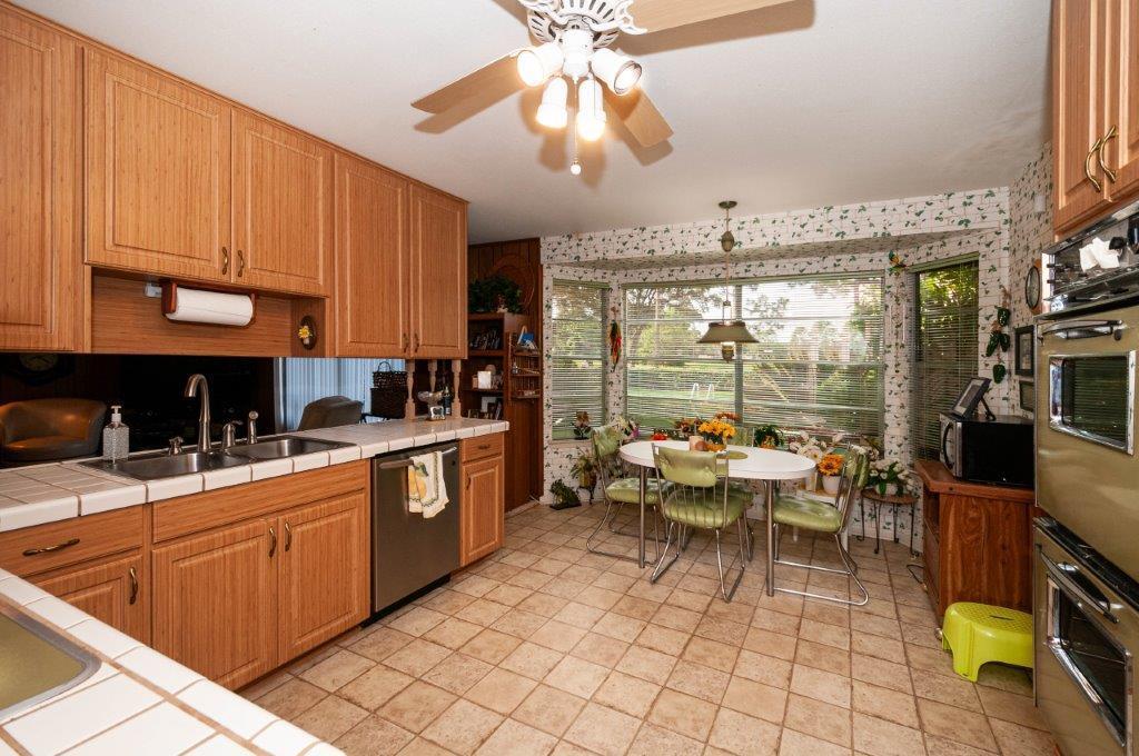 LAKE LORRAINE ESTATES - Residential