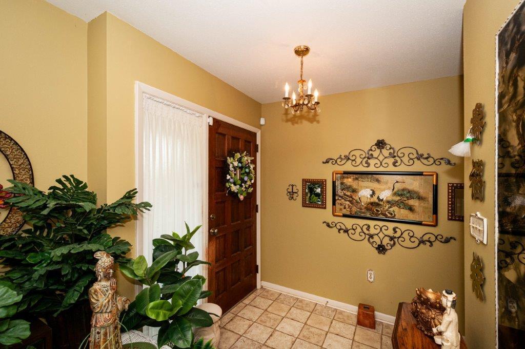 LAKE LORRAINE ESTATES - Residential