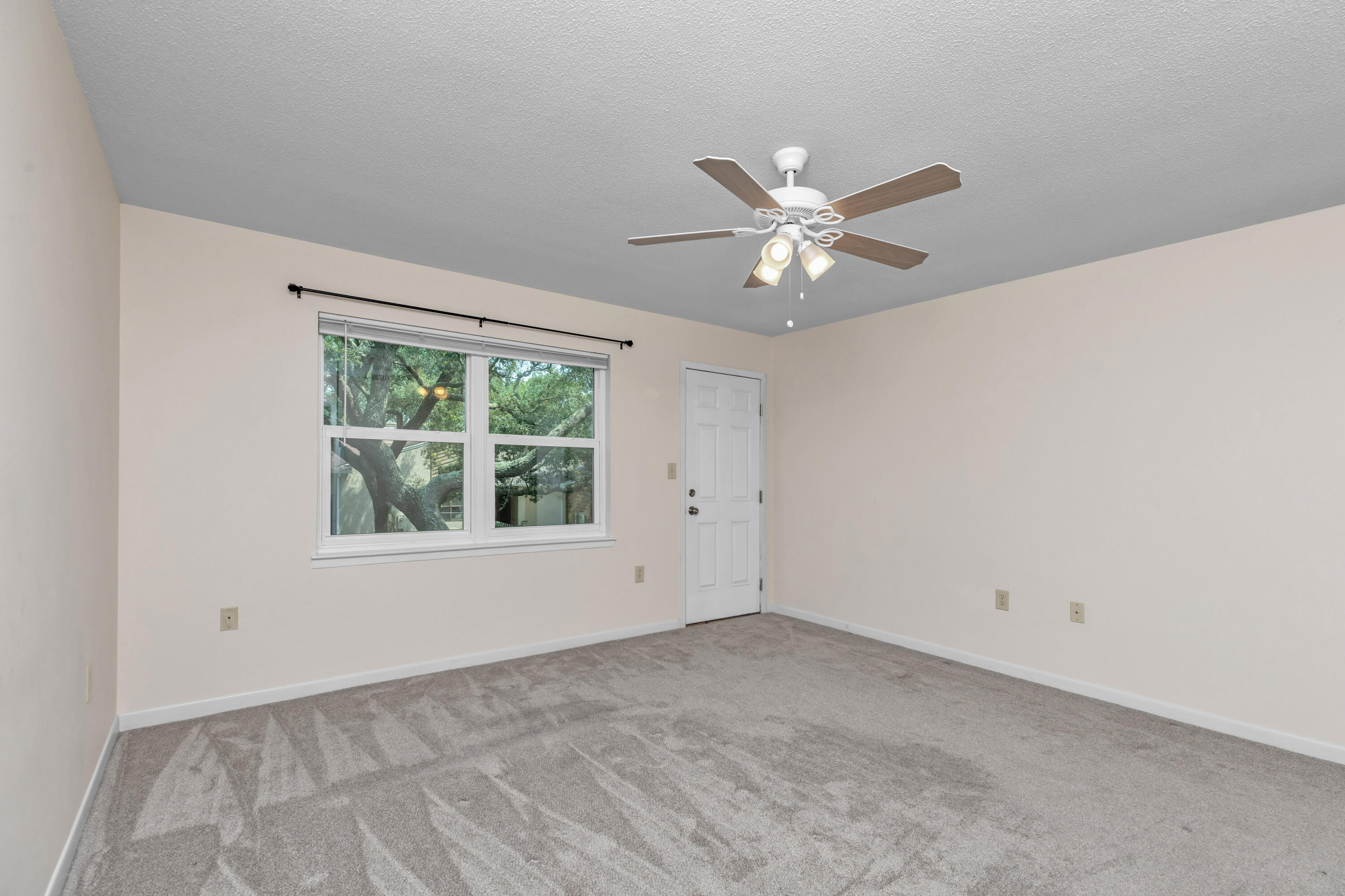 Geen harbor - Residential Lease