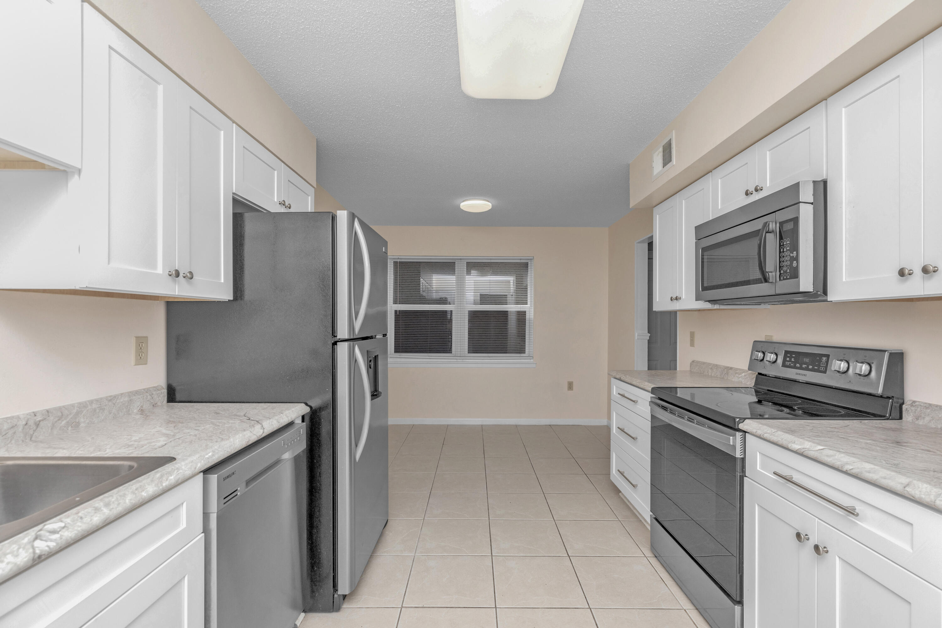 Geen harbor - Residential Lease