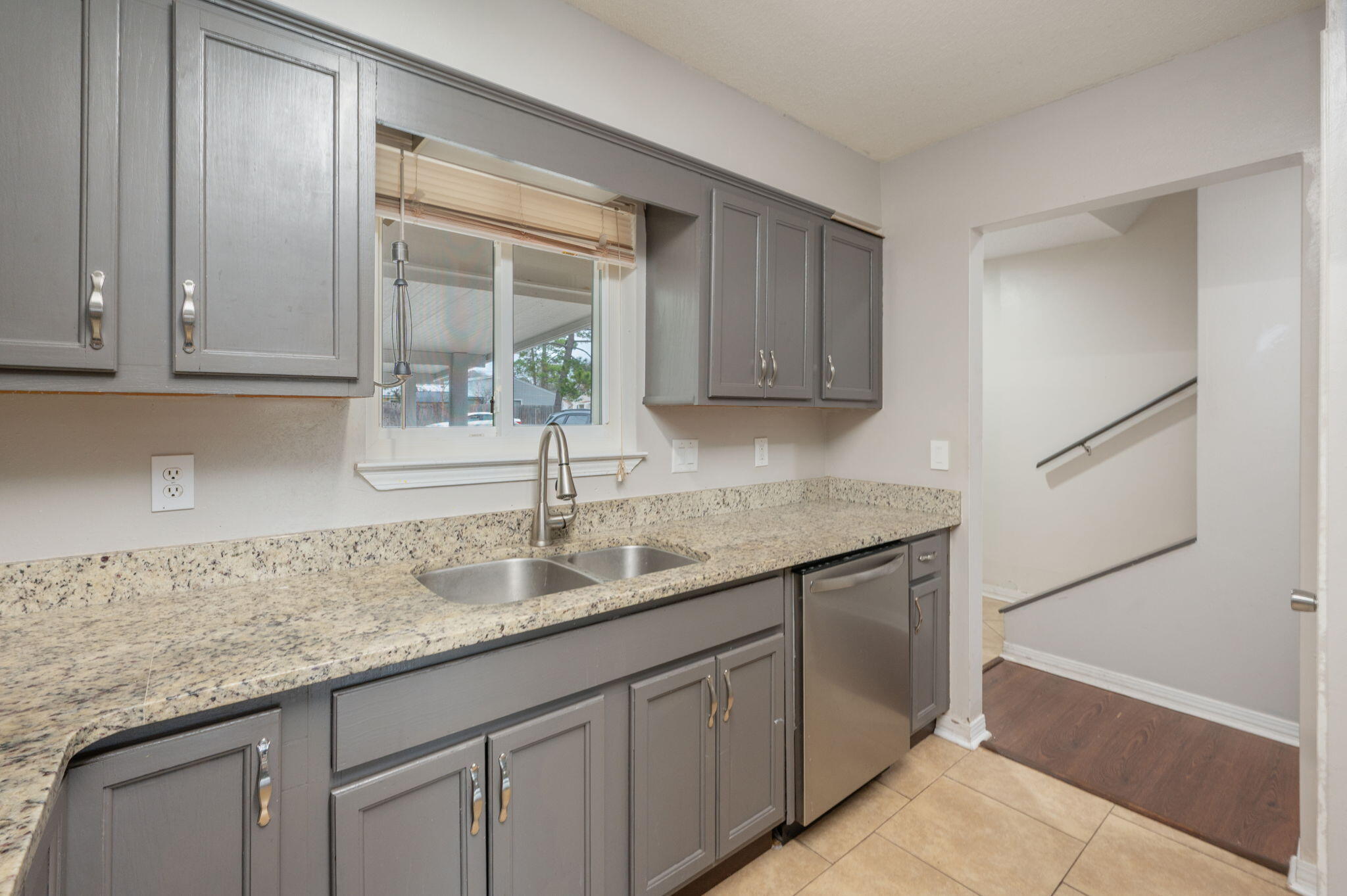 DOYCE DRIVE T/H - Residential