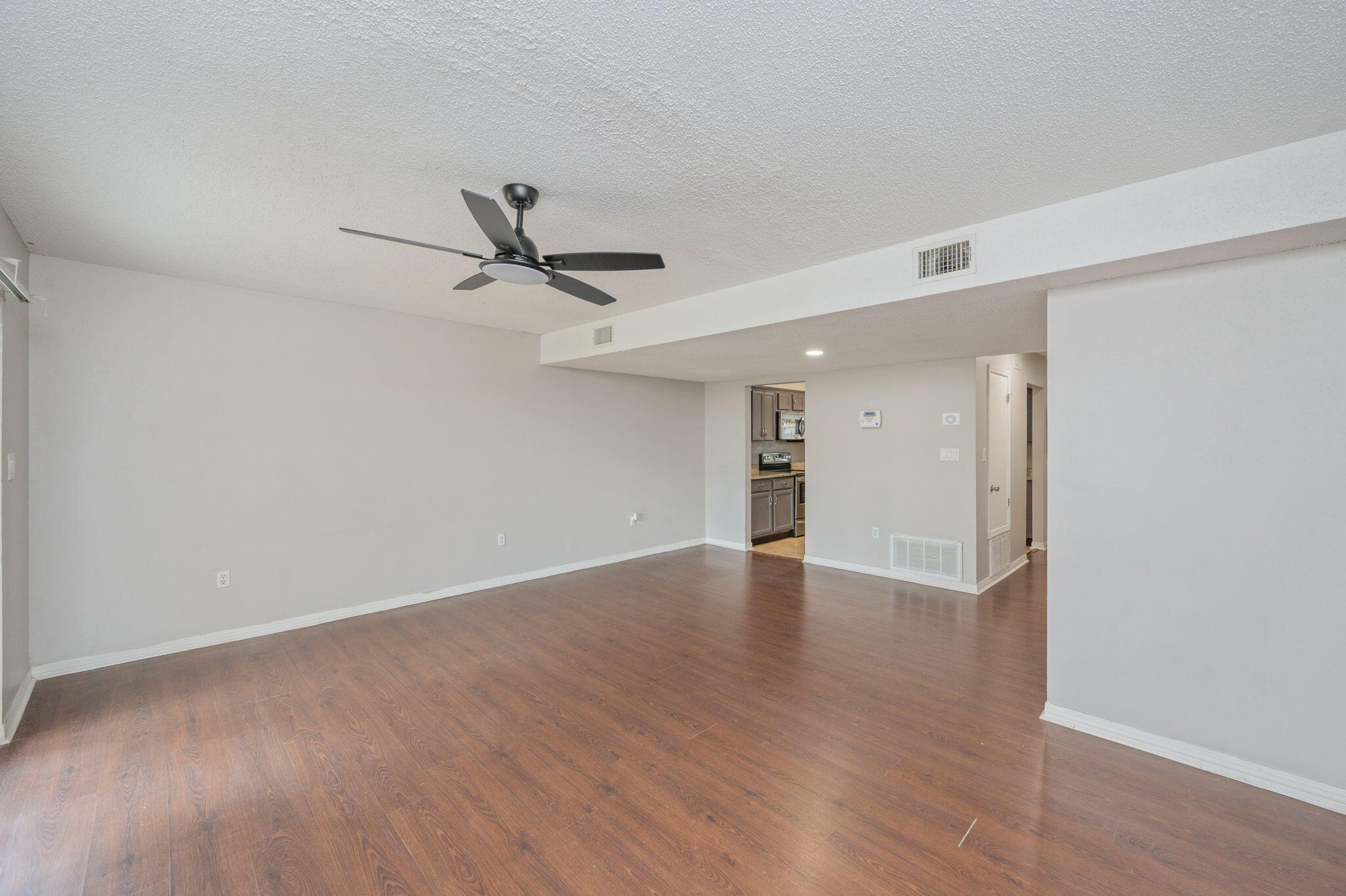 DOYCE DRIVE T/H - Residential