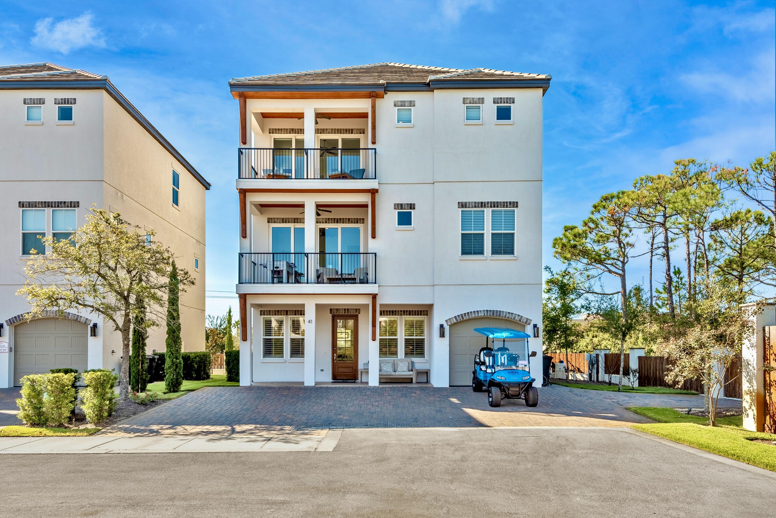 The Retreat at Miramar - Residential