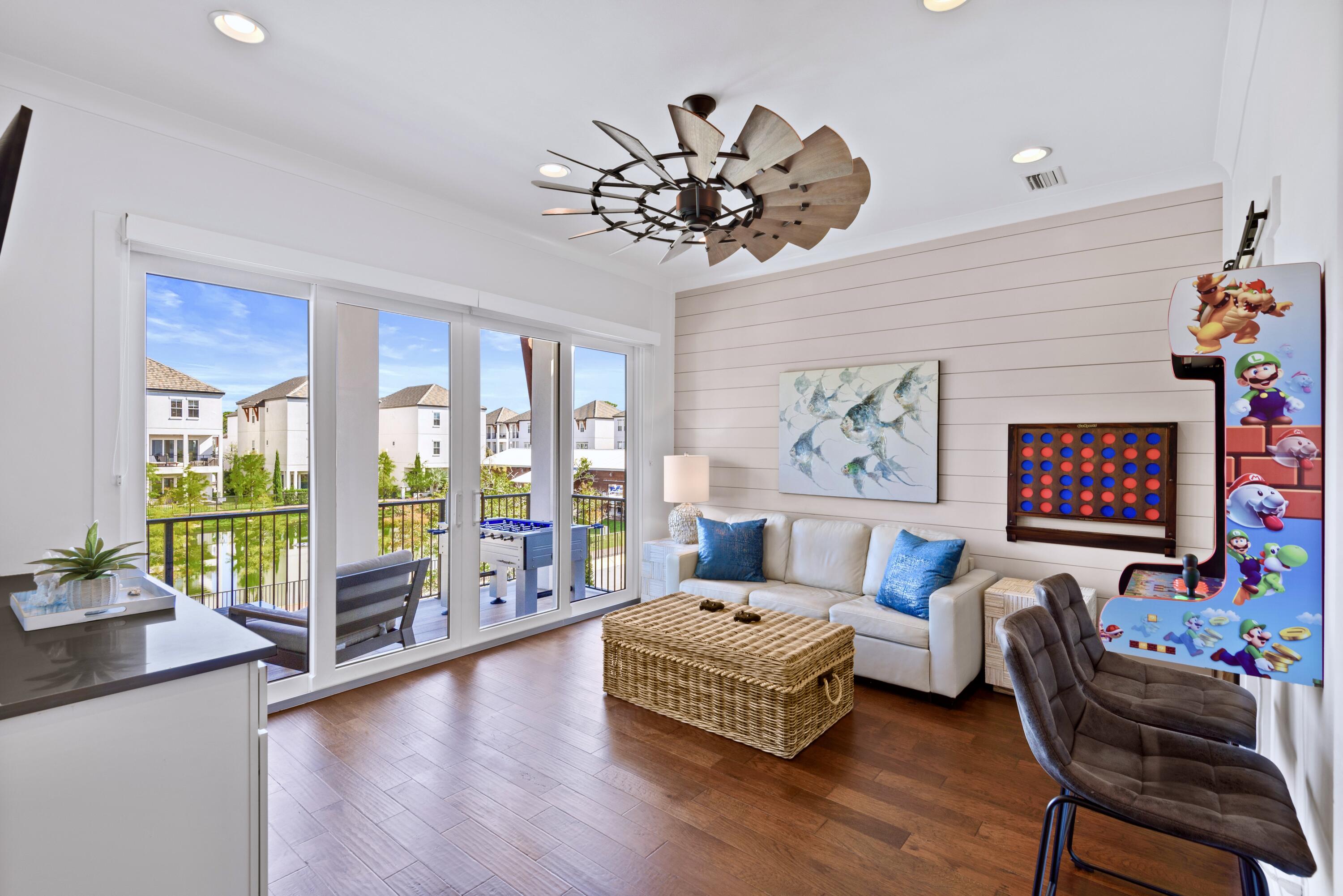 The Retreat at Miramar - Residential