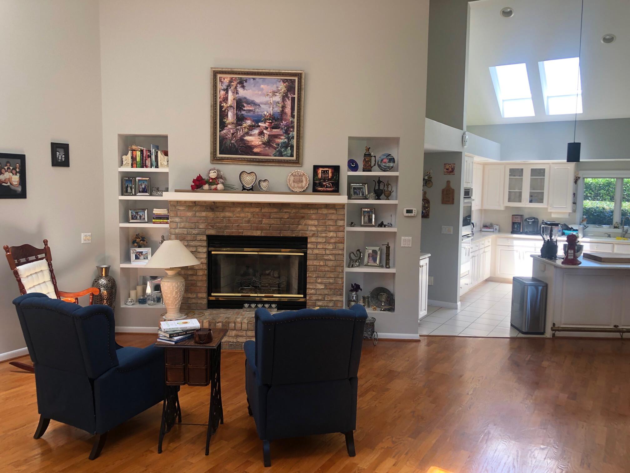 GLENLAKE PH 2 - Residential Lease