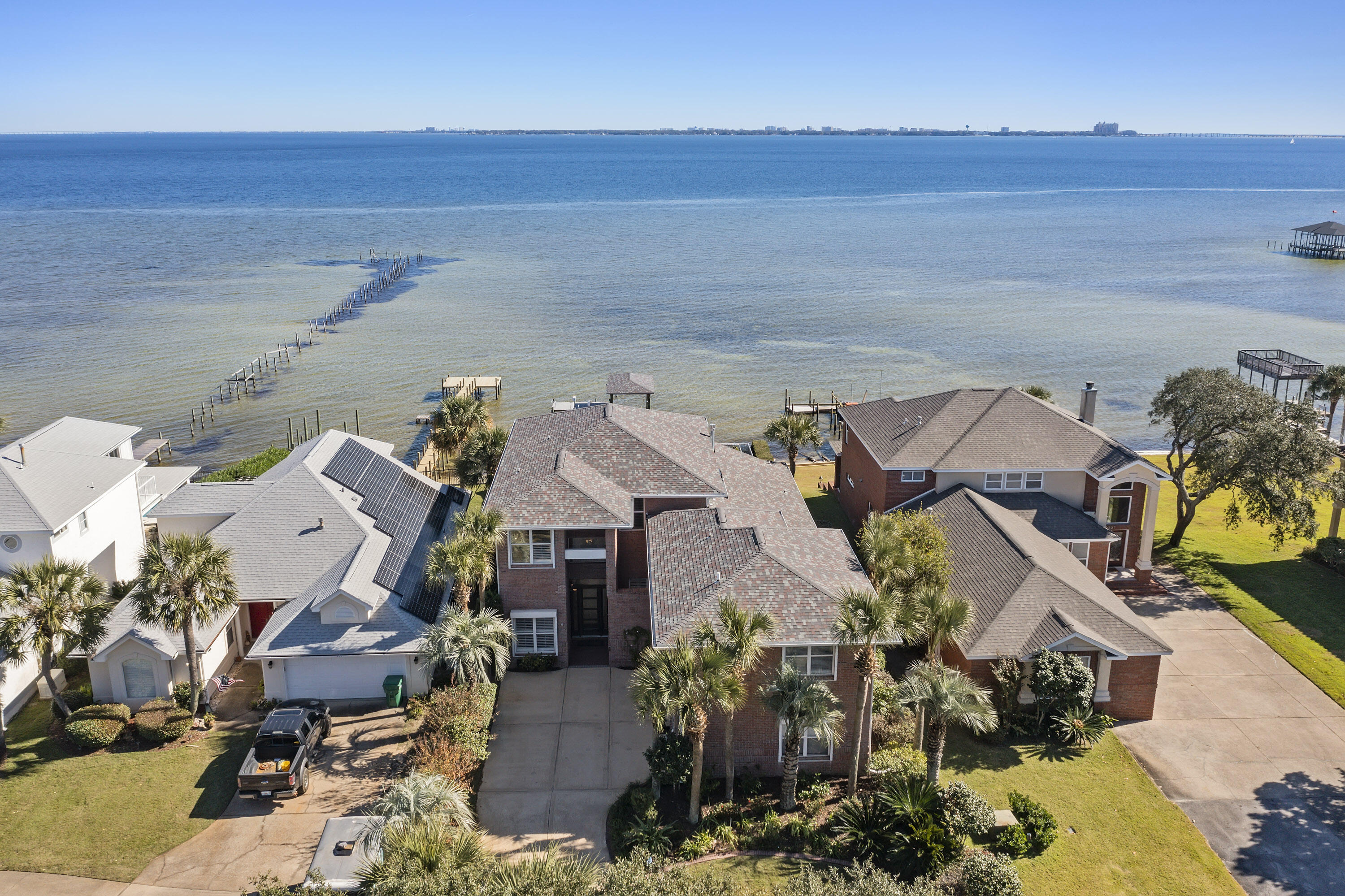 SHALIMAR POINTE S/D - Residential