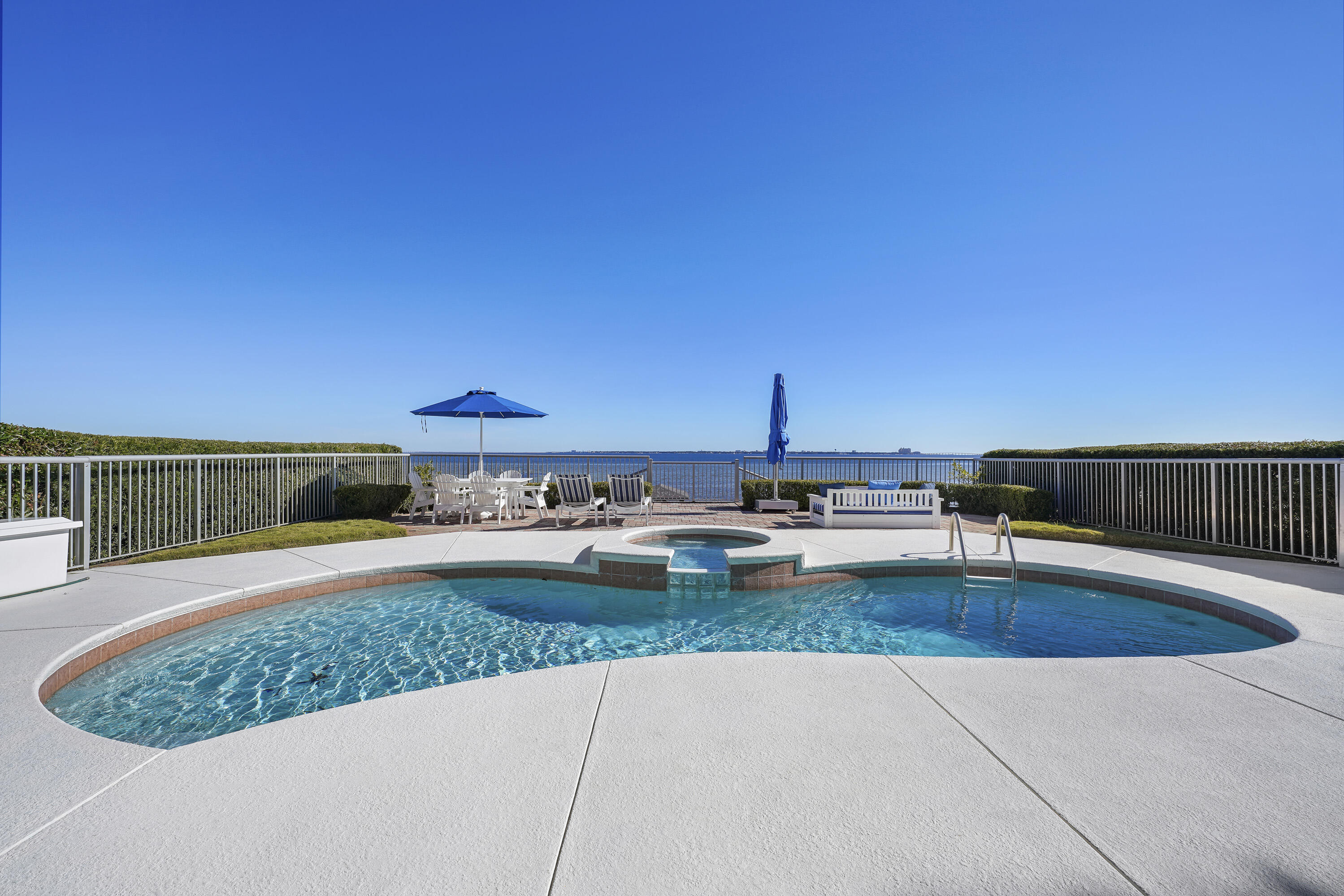 SHALIMAR POINTE S/D - Residential