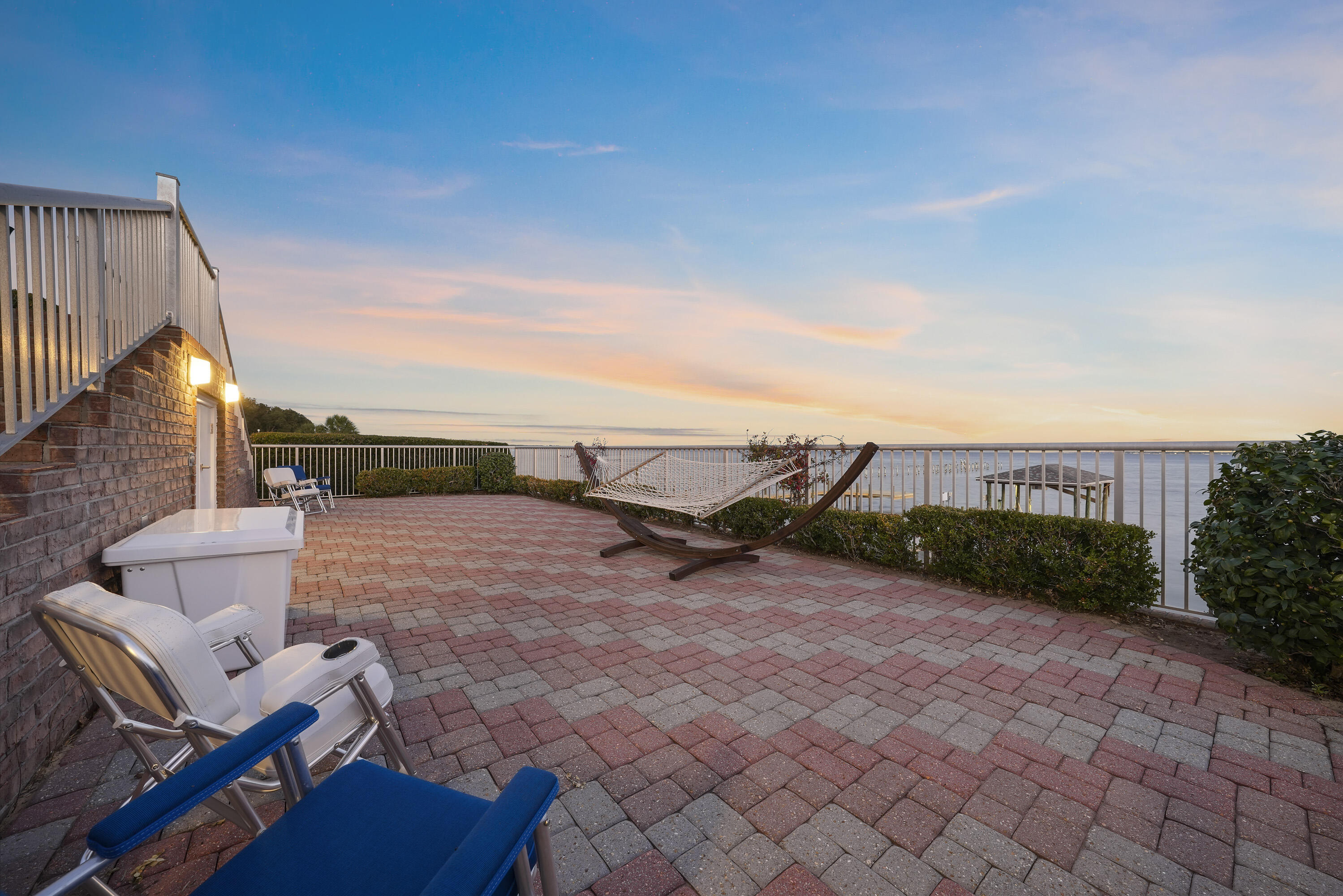 SHALIMAR POINTE S/D - Residential
