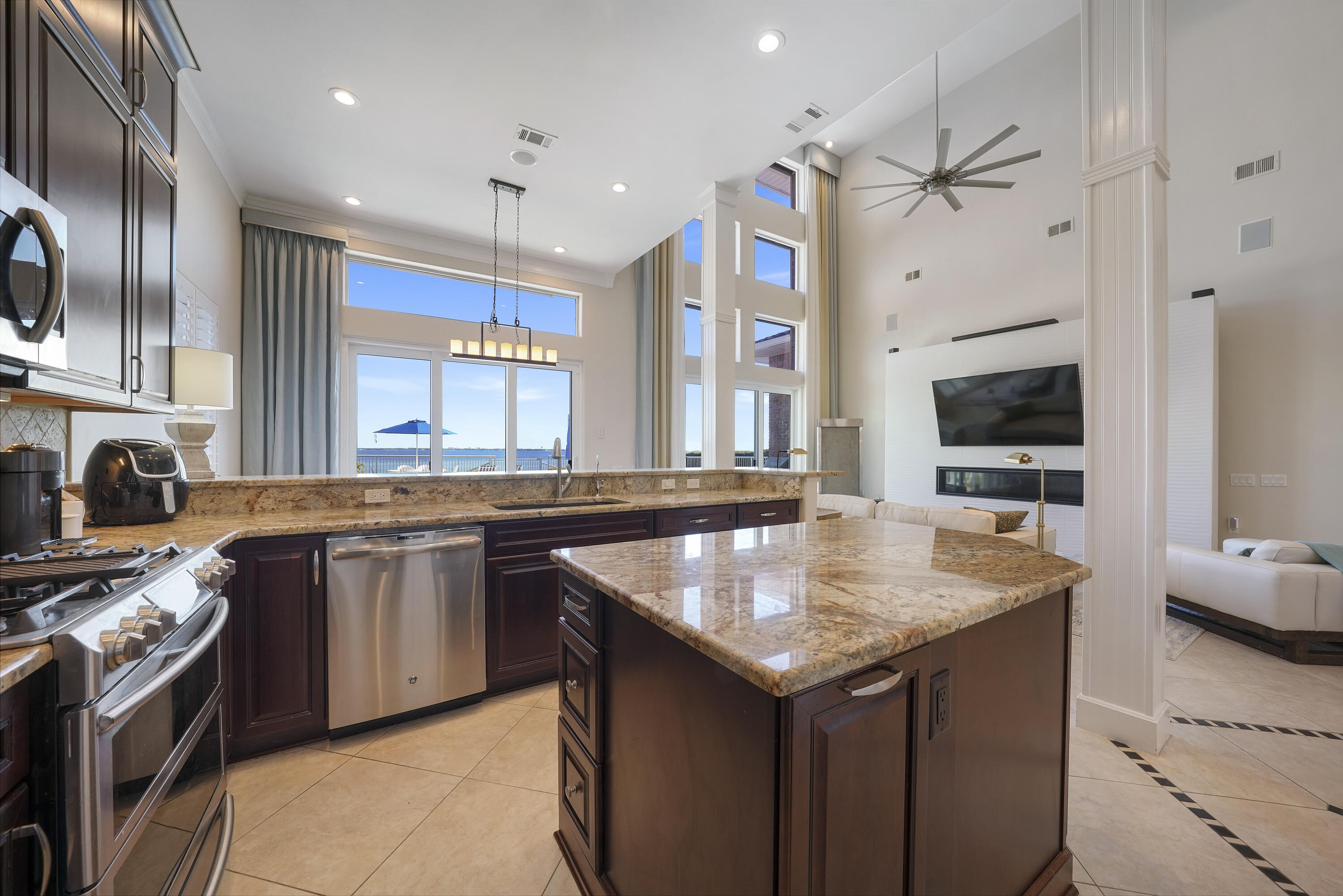SHALIMAR POINTE S/D - Residential