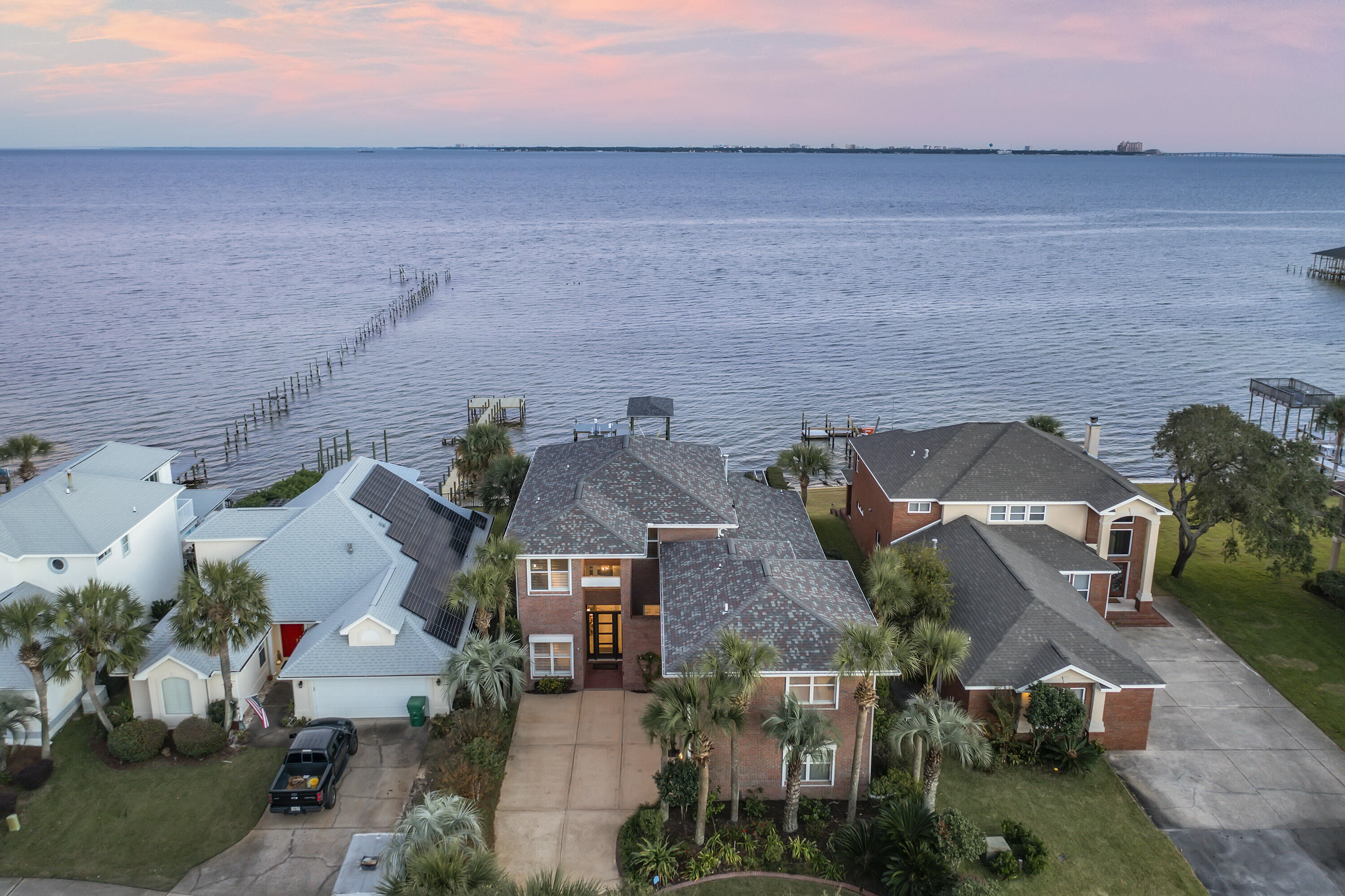 SHALIMAR POINTE S/D - Residential