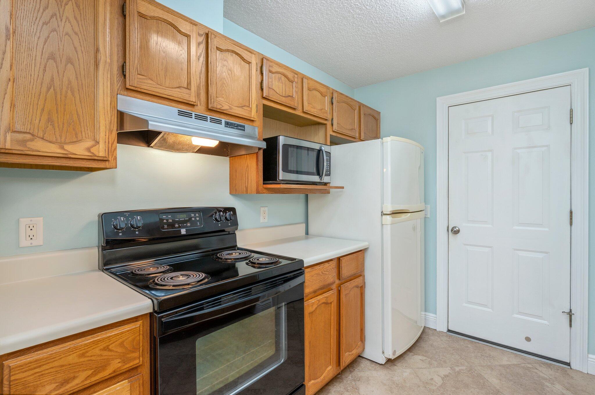 CEDAR RIDGE PH 8 - Residential Lease