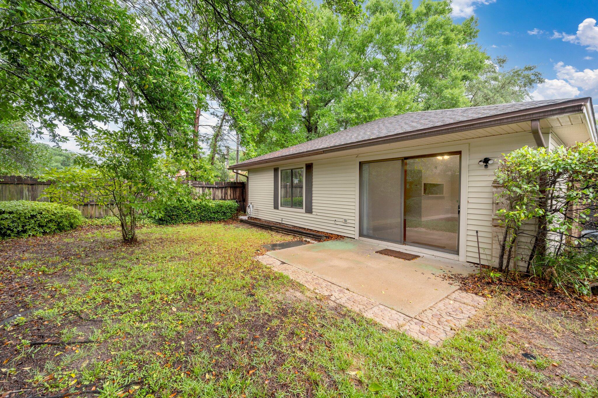 CEDAR RIDGE PH 8 - Residential Lease