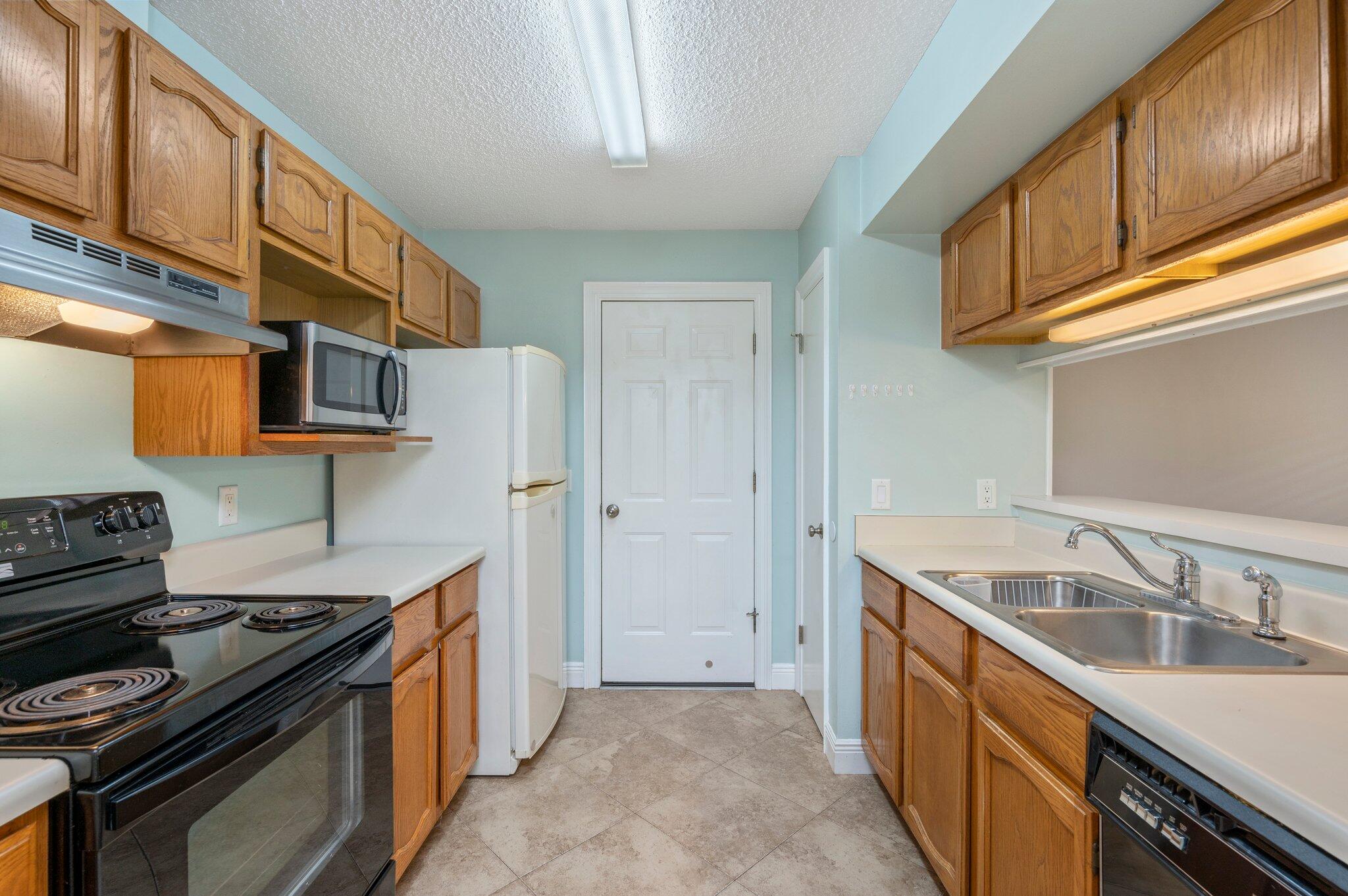 CEDAR RIDGE PH 8 - Residential Lease