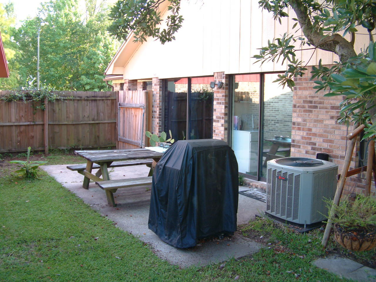 HIDDEN TRAILS PH 1 - Residential